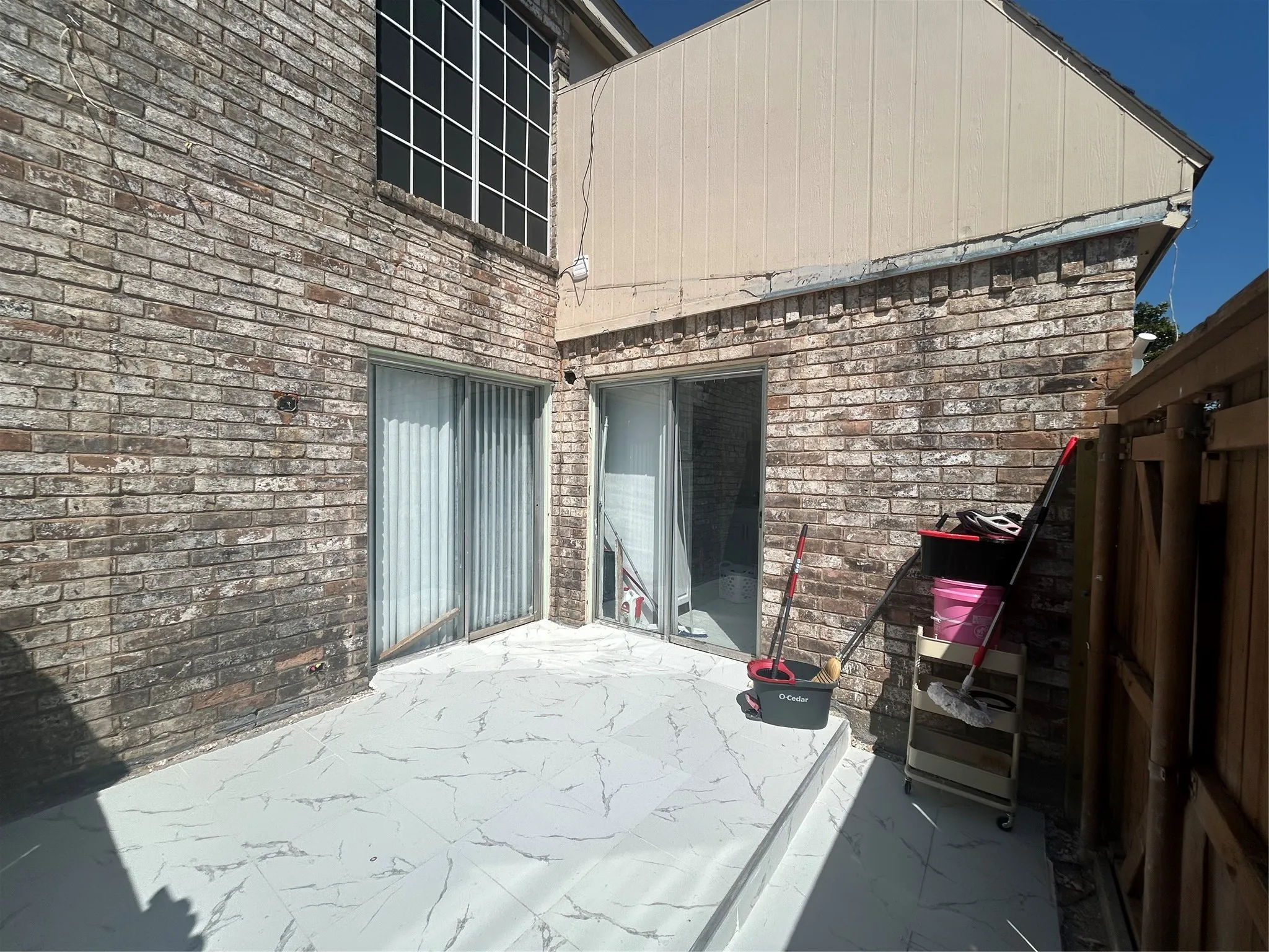 Townhouse For Sale in Dallas County , 2317 Trellis Place, Richardson, Texas 75081, 3 Bedroom, 2 Bathroom, Garage spaces, 1,156 Sqft, built in 1973, mls#21383147, Real Estate Agent in Richardson, Homes For Sale in Dallas county, Homes For Sale in Richardson, Realtor in Richardson Texas, Real Estate Brokerage Independent Realty Texas, Luminita Cordes Realtor