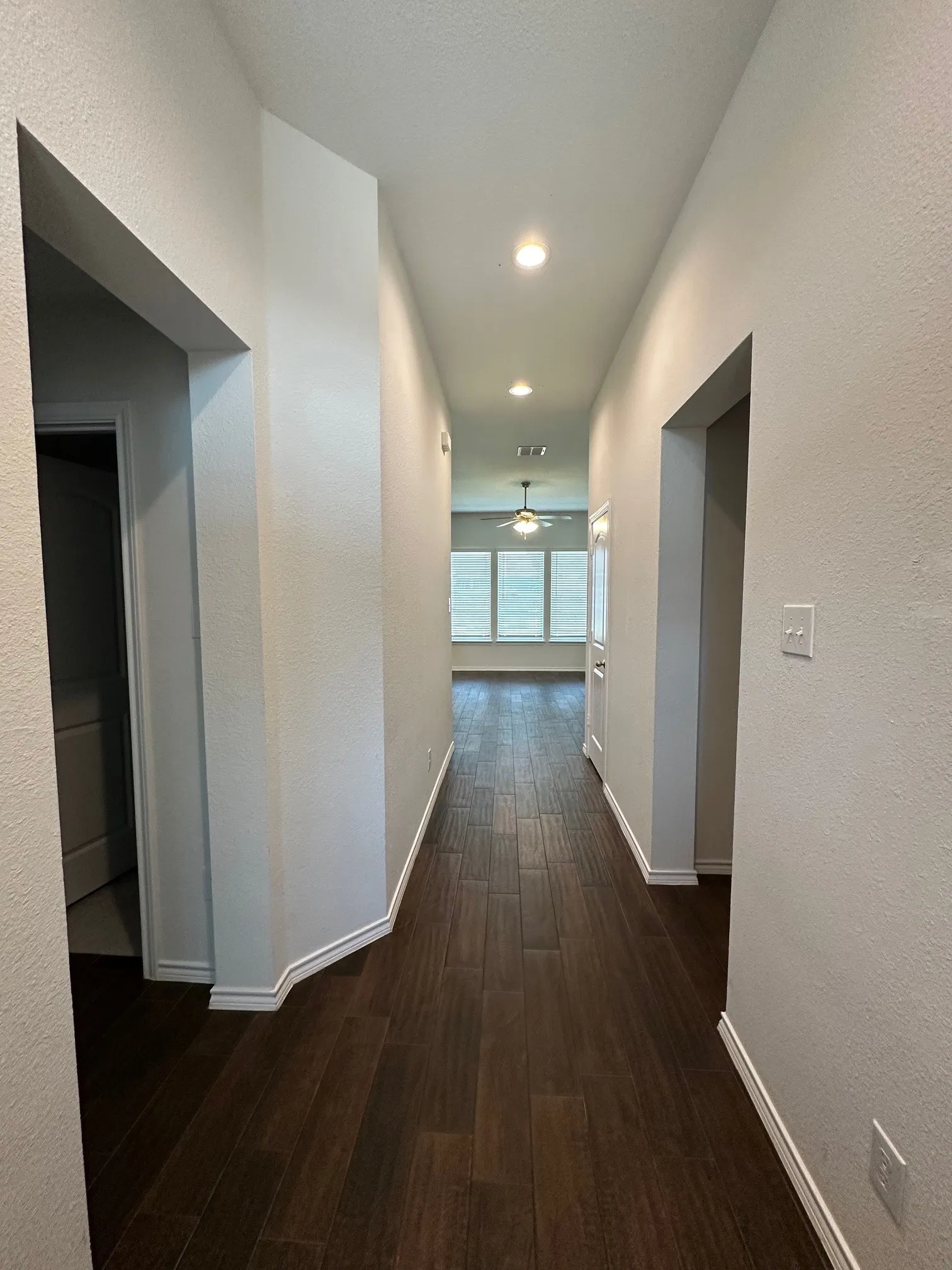 Single Family Residence For Sale in Tarrant County , 3112 Montego Bay Lane, Fort Worth, Texas 76123, 3 Bedroom, 2 Bathroom, 2 Garage spaces, 1,536 Sqft, built in 2020, mls#21388884, Real Estate Agent in Fort Worth, Homes For Sale in Tarrant county, Homes For Sale in Fort Worth, Realtor in Fort Worth Texas, Real Estate Brokerage Independent Realty Texas, Luminita Cordes Realtor