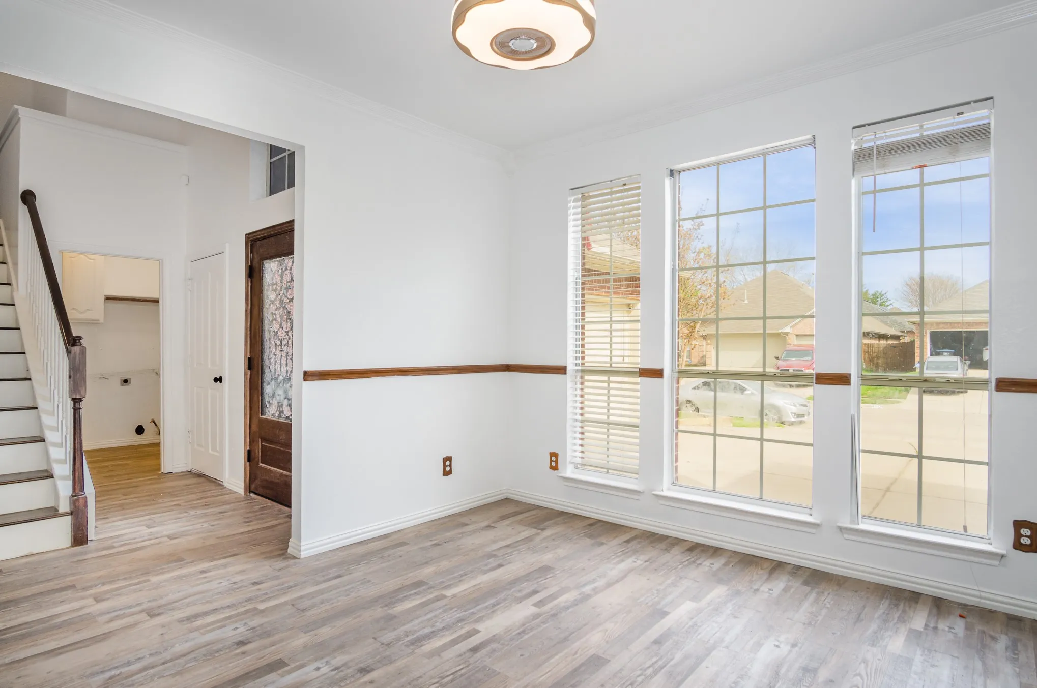 Single Family Residence For Rent in Tarrant County , 4704 Carolina Trace Trail, Fort Worth, Texas 76244, 4 Bedroom, 3 Bathroom, 2 Garage spaces, 2,470 Sqft, built in 1999, mls#21388883, Real Estate Agent in Fort Worth, Homes For Rent in Tarrant county, Homes For Rent in Fort Worth, Realtor in Fort Worth Texas, Real Estate Brokerage Independent Realty Texas, Luminita Cordes Realtor