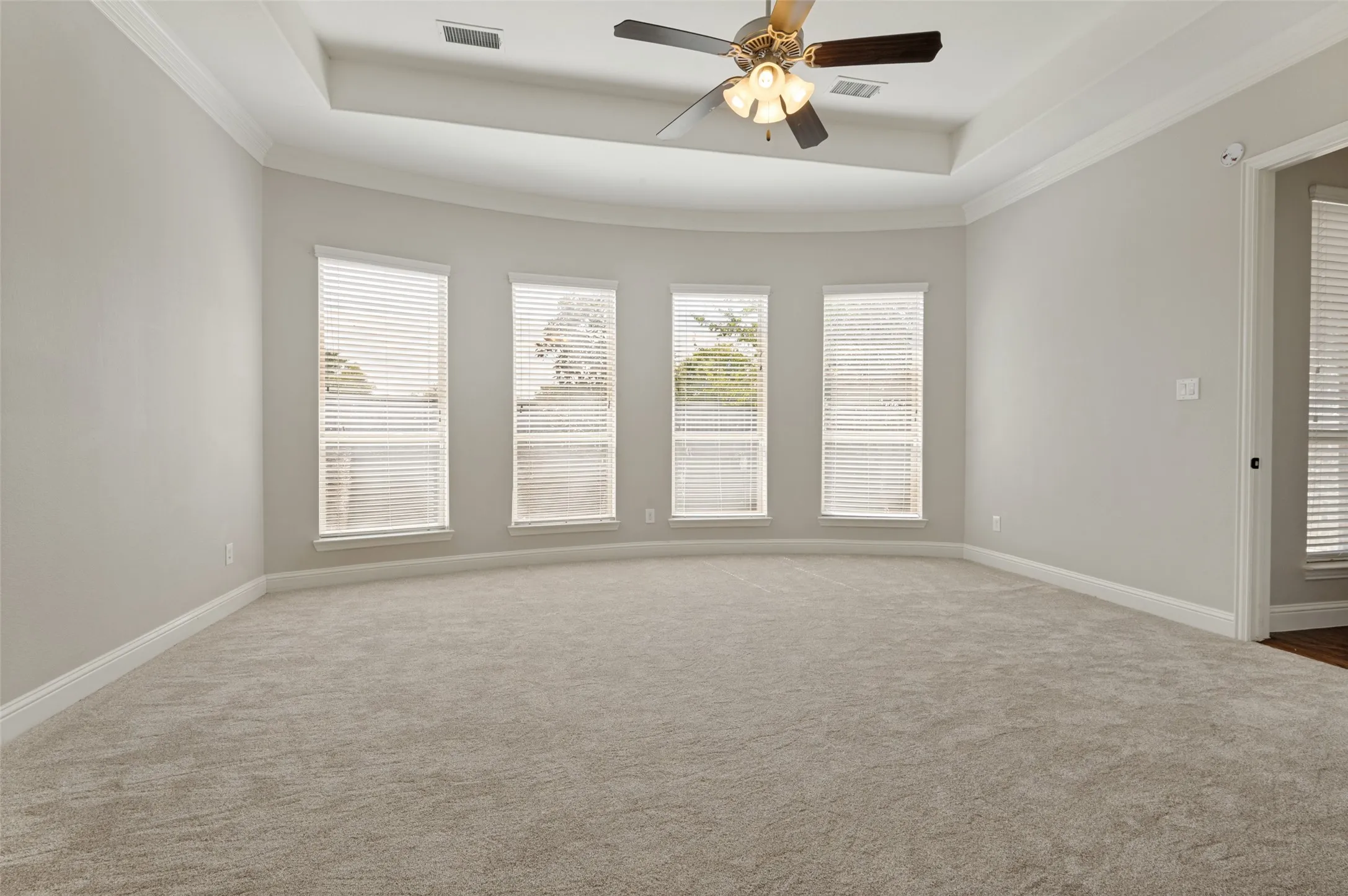 Single Family Residence For Sale in Tarrant County , 901 Colby Drive, Mansfield, Texas 76063, 4 Bedroom, 3 Bathroom, 3 Garage spaces, 3,606 Sqft, built in 2016, mls#21388881, Real Estate Agent in Mansfield, Homes For Sale in Tarrant county, Homes For Sale in Mansfield, Realtor in Mansfield Texas, Real Estate Brokerage Independent Realty Texas, Luminita Cordes Realtor