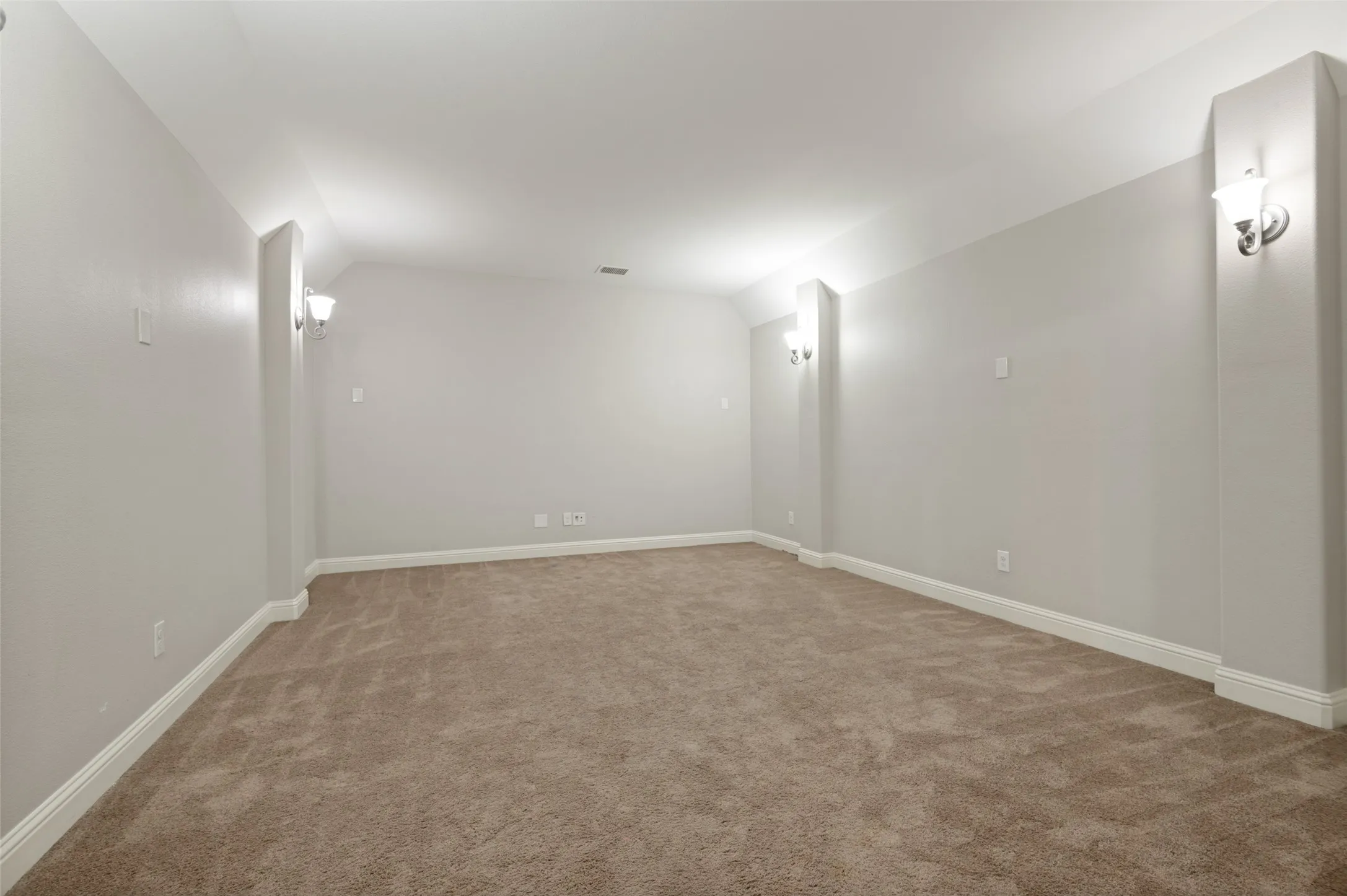 Single Family Residence For Sale in Tarrant County , 901 Colby Drive, Mansfield, Texas 76063, 4 Bedroom, 3 Bathroom, 3 Garage spaces, 3,606 Sqft, built in 2016, mls#21388881, Real Estate Agent in Mansfield, Homes For Sale in Tarrant county, Homes For Sale in Mansfield, Realtor in Mansfield Texas, Real Estate Brokerage Independent Realty Texas, Luminita Cordes Realtor