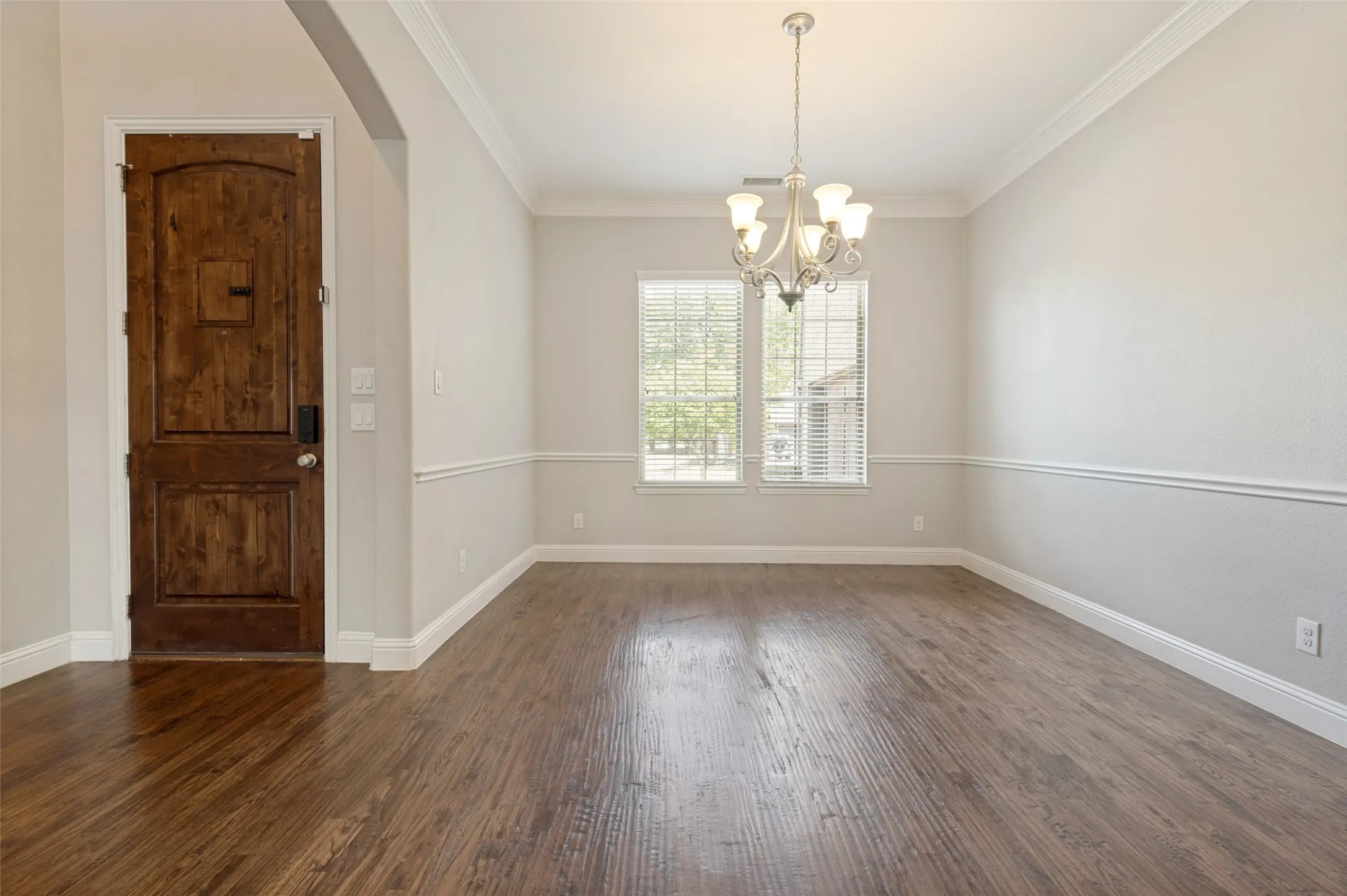 Single Family Residence For Sale in Tarrant County , 901 Colby Drive, Mansfield, Texas 76063, 4 Bedroom, 3 Bathroom, 3 Garage spaces, 3,606 Sqft, built in 2016, mls#21388881, Real Estate Agent in Mansfield, Homes For Sale in Tarrant county, Homes For Sale in Mansfield, Realtor in Mansfield Texas, Real Estate Brokerage Independent Realty Texas, Luminita Cordes Realtor