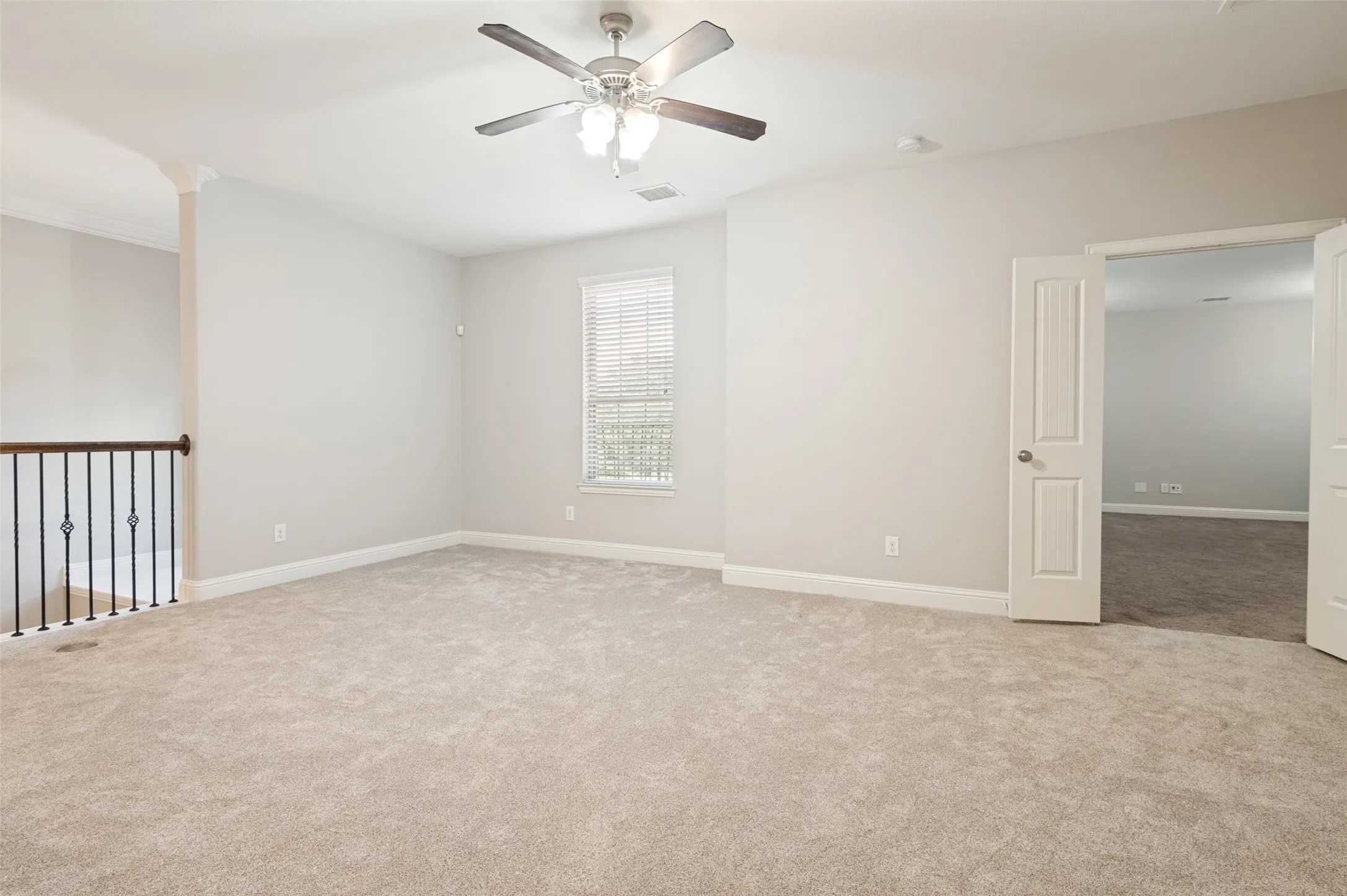 Single Family Residence For Sale in Tarrant County , 901 Colby Drive, Mansfield, Texas 76063, 4 Bedroom, 3 Bathroom, 3 Garage spaces, 3,606 Sqft, built in 2016, mls#21388881, Real Estate Agent in Mansfield, Homes For Sale in Tarrant county, Homes For Sale in Mansfield, Realtor in Mansfield Texas, Real Estate Brokerage Independent Realty Texas, Luminita Cordes Realtor