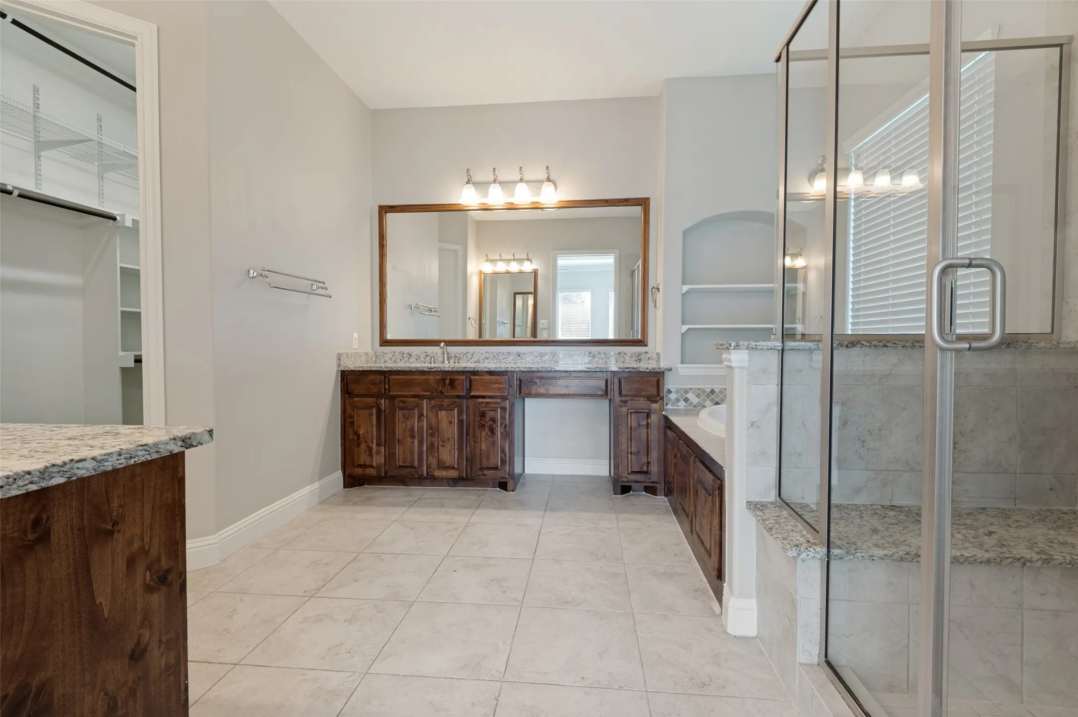 Single Family Residence For Sale in Tarrant County , 901 Colby Drive, Mansfield, Texas 76063, 4 Bedroom, 3 Bathroom, 3 Garage spaces, 3,606 Sqft, built in 2016, mls#21388881, Real Estate Agent in Mansfield, Homes For Sale in Tarrant county, Homes For Sale in Mansfield, Realtor in Mansfield Texas, Real Estate Brokerage Independent Realty Texas, Luminita Cordes Realtor