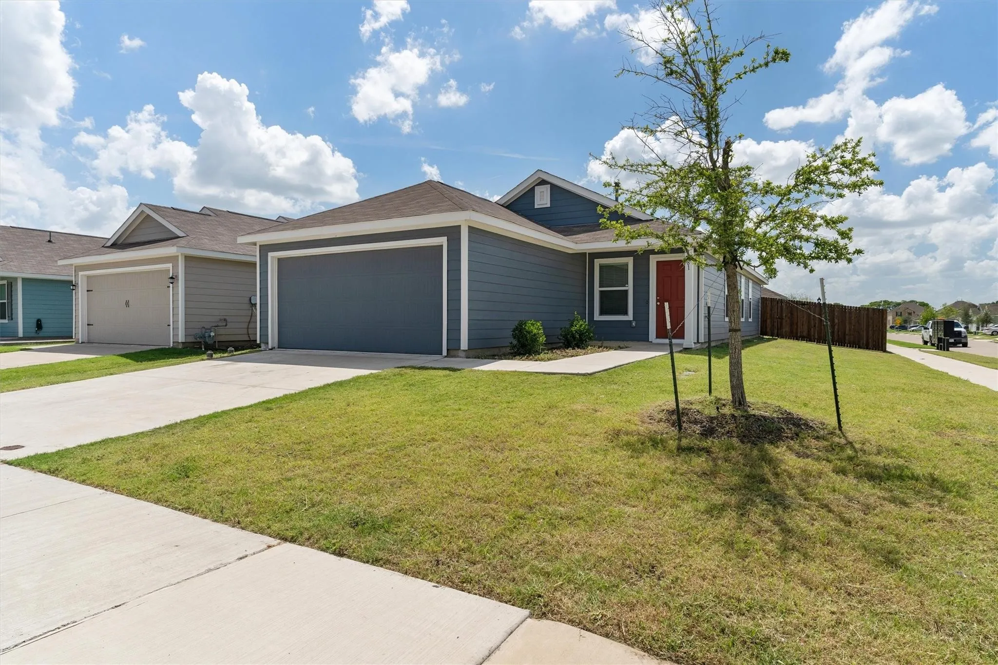 Single Family Residence For Rent in Collin County , 7781 Ruellia Road, Mc Kinney, Texas 75071, 3 Bedroom, 2 Bathroom, 2 Garage spaces, 1,407 Sqft, built in 2022, mls#21388891, Real Estate Agent in Mc Kinney, Homes For Rent in Collin county, Homes For Rent in Mc Kinney, Realtor in Mc Kinney Texas, Real Estate Brokerage Independent Realty Texas, Luminita Cordes Realtor