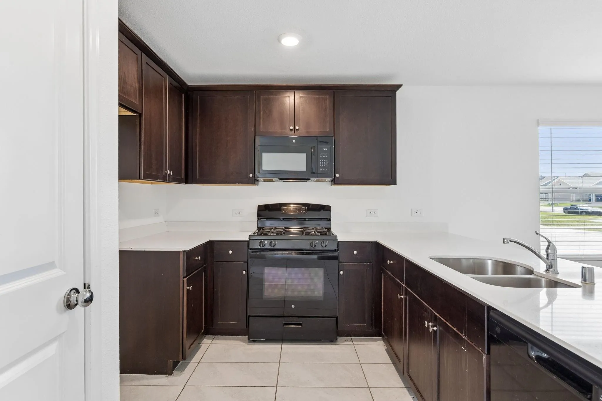 Single Family Residence For Rent in Collin County , 7781 Ruellia Road, Mc Kinney, Texas 75071, 3 Bedroom, 2 Bathroom, 2 Garage spaces, 1,407 Sqft, built in 2022, mls#21388891, Real Estate Agent in Mc Kinney, Homes For Rent in Collin county, Homes For Rent in Mc Kinney, Realtor in Mc Kinney Texas, Real Estate Brokerage Independent Realty Texas, Luminita Cordes Realtor