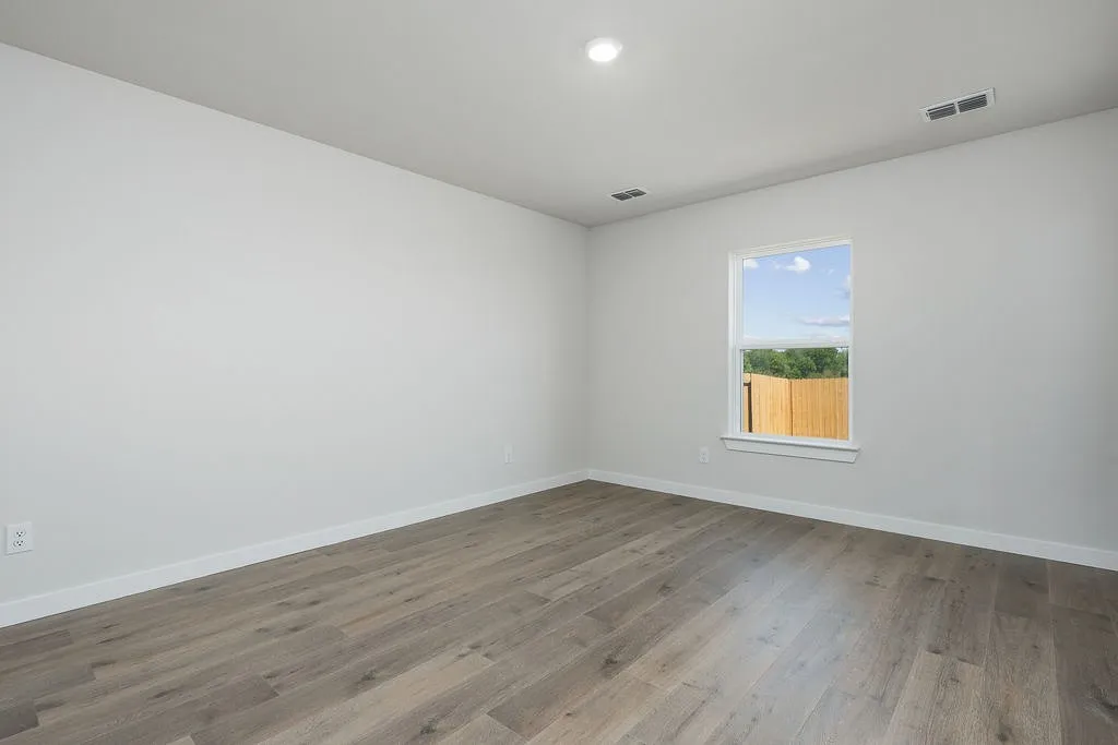 Single Family Residence For Sale in Hunt County , 4704 Fillmore Drive, Greenville, Texas 75401, 3 Bedroom, 2 Bathroom, 2 Garage spaces, 1,600 Sqft, built in 2025, mls#21388901, Real Estate Agent in Greenville, Homes For Sale in Hunt county, Homes For Sale in Greenville, Realtor in Greenville Texas, Real Estate Brokerage Independent Realty Texas, Luminita Cordes Realtor