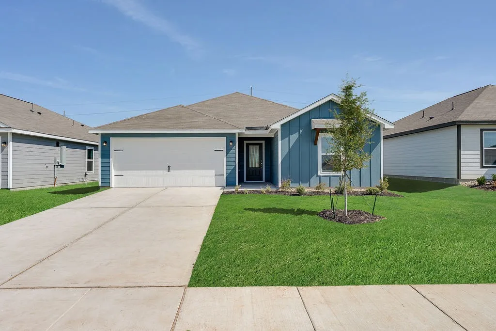 Single Family Residence For Sale in Hunt County , 4704 Fillmore Drive, Greenville, Texas 75401, 3 Bedroom, 2 Bathroom, 2 Garage spaces, 1,600 Sqft, built in 2025, mls#21388901, Real Estate Agent in Greenville, Homes For Sale in Hunt county, Homes For Sale in Greenville, Realtor in Greenville Texas, Real Estate Brokerage Independent Realty Texas, Luminita Cordes Realtor