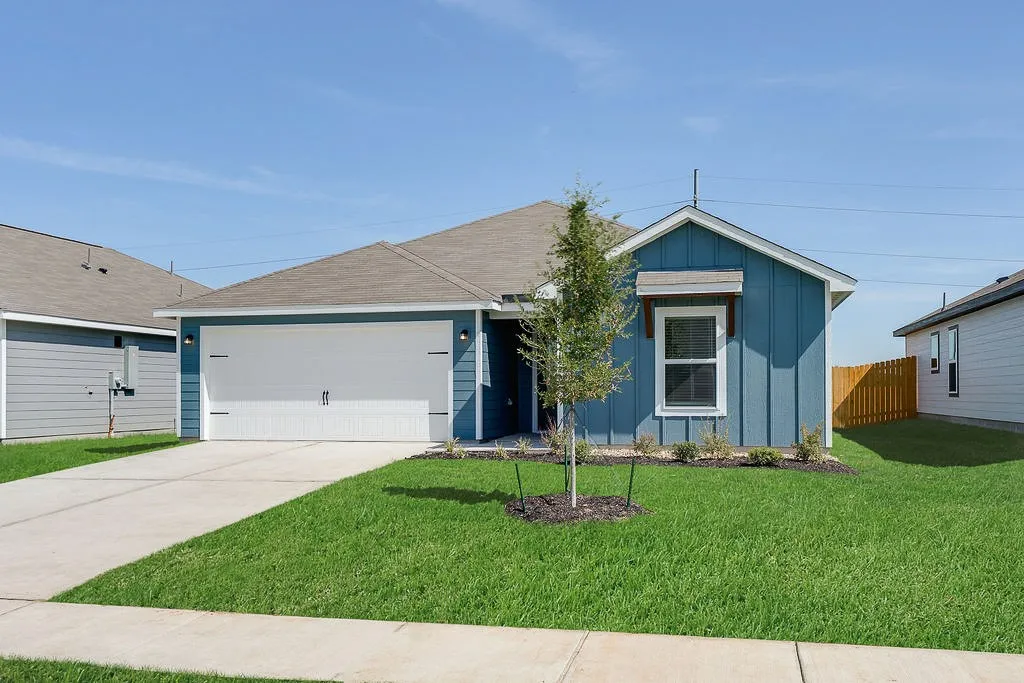 Single Family Residence For Sale in Hunt County , 4912 Fillmore Drive, Greenville, Texas 75401, 3 Bedroom, 2 Bathroom, 2 Garage spaces, 1,600 Sqft, built in 2026, mls#21388903, Real Estate Agent in Greenville, Homes For Sale in Hunt county, Homes For Sale in Greenville, Realtor in Greenville Texas, Real Estate Brokerage Independent Realty Texas, Luminita Cordes Realtor