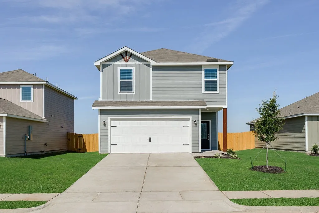 Single Family Residence For Sale in Hunt County , 1208 Reed Street, Greenville, Texas 75401, 3 Bedroom, 3 Bathroom, 2 Garage spaces, 1,627 Sqft, built in 2026, mls#21388904, Real Estate Agent in Greenville, Homes For Sale in Hunt county, Homes For Sale in Greenville, Realtor in Greenville Texas, Real Estate Brokerage Independent Realty Texas, Luminita Cordes Realtor