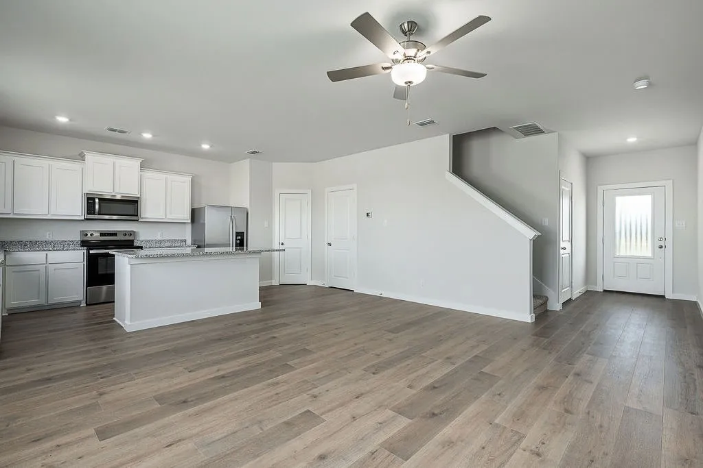 Single Family Residence For Sale in Hunt County , 5003 Delano Street, Greenville, Texas 75401, 3 Bedroom, 3 Bathroom, 2 Garage spaces, 1,627 Sqft, built in 2026, mls#21388905, Real Estate Agent in Greenville, Homes For Sale in Hunt county, Homes For Sale in Greenville, Realtor in Greenville Texas, Real Estate Brokerage Independent Realty Texas, Luminita Cordes Realtor