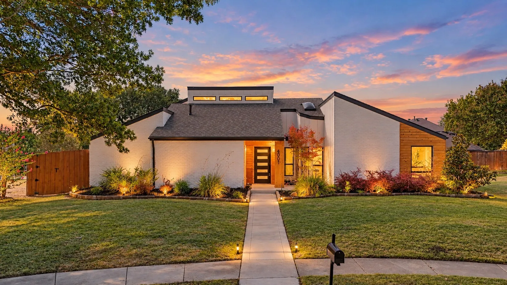 Single Family Residence For Rent in Collin County , 4001 Bullock Drive, Plano, Texas 75023, 5 Bedroom, 4 Bathroom, 2 Garage spaces, 2,686 Sqft, built in 1978, mls#21388899, Real Estate Agent in Plano, Homes For Rent in Collin county, Homes For Rent in Plano, Realtor in Plano Texas, Real Estate Brokerage Independent Realty Texas, Luminita Cordes Realtor