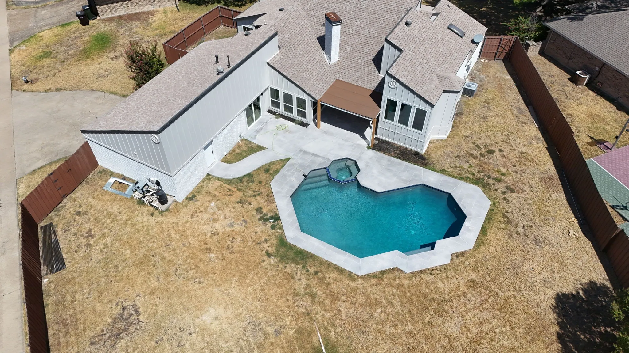 Single Family Residence For Rent in Collin County , 4001 Bullock Drive, Plano, Texas 75023, 5 Bedroom, 4 Bathroom, 2 Garage spaces, 2,686 Sqft, built in 1978, mls#21388899, Real Estate Agent in Plano, Homes For Rent in Collin county, Homes For Rent in Plano, Realtor in Plano Texas, Real Estate Brokerage Independent Realty Texas, Luminita Cordes Realtor