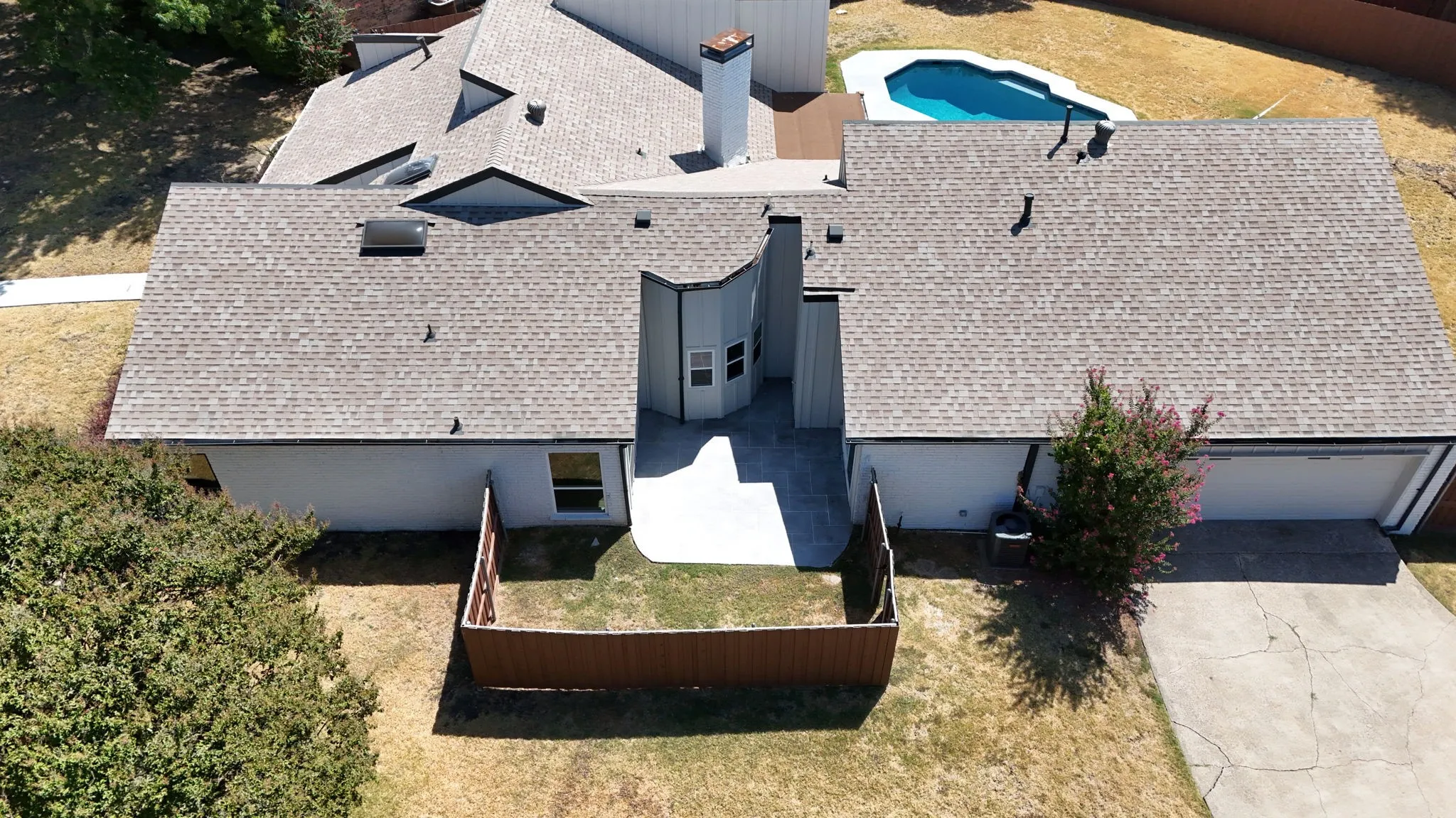 Single Family Residence For Rent in Collin County , 4001 Bullock Drive, Plano, Texas 75023, 5 Bedroom, 4 Bathroom, 2 Garage spaces, 2,686 Sqft, built in 1978, mls#21388899, Real Estate Agent in Plano, Homes For Rent in Collin county, Homes For Rent in Plano, Realtor in Plano Texas, Real Estate Brokerage Independent Realty Texas, Luminita Cordes Realtor