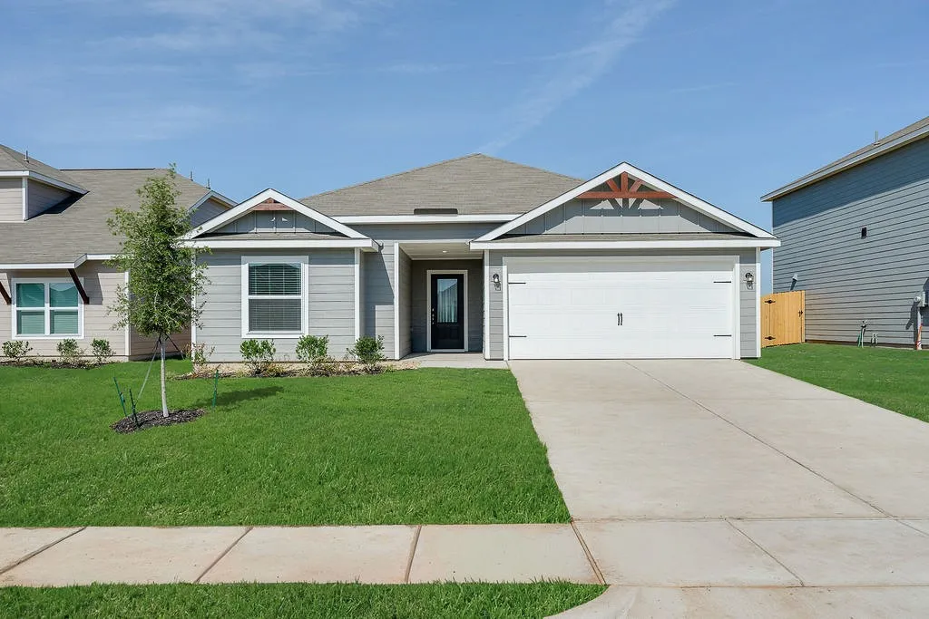 Single Family Residence For Sale in Hunt County , 4910 Fillmore Drive, Greenville, Texas 75401, 4 Bedroom, 2 Bathroom, 2 Garage spaces, 1,724 Sqft, built in 2025, mls#21388909, Real Estate Agent in Greenville, Homes For Sale in Hunt county, Homes For Sale in Greenville, Realtor in Greenville Texas, Real Estate Brokerage Independent Realty Texas, Luminita Cordes Realtor