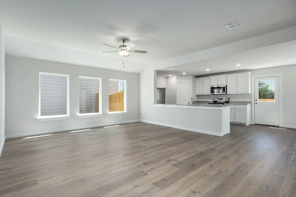 Single Family Residence For Sale in Hunt County , 4910 Fillmore Drive, Greenville, Texas 75401, 4 Bedroom, 2 Bathroom, 2 Garage spaces, 1,724 Sqft, built in 2025, mls#21388909, Real Estate Agent in Greenville, Homes For Sale in Hunt county, Homes For Sale in Greenville, Realtor in Greenville Texas, Real Estate Brokerage Independent Realty Texas, Luminita Cordes Realtor