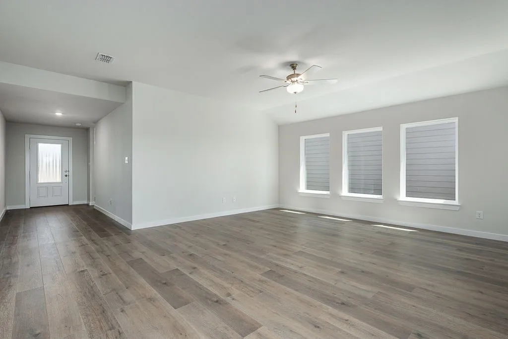 Single Family Residence For Sale in Hunt County , 5005 Delano Street, Greenville, Texas 75401, 4 Bedroom, 2 Bathroom, 2 Garage spaces, 1,724 Sqft, built in 2025, mls#21388913, Real Estate Agent in Greenville, Homes For Sale in Hunt county, Homes For Sale in Greenville, Realtor in Greenville Texas, Real Estate Brokerage Independent Realty Texas, Luminita Cordes Realtor