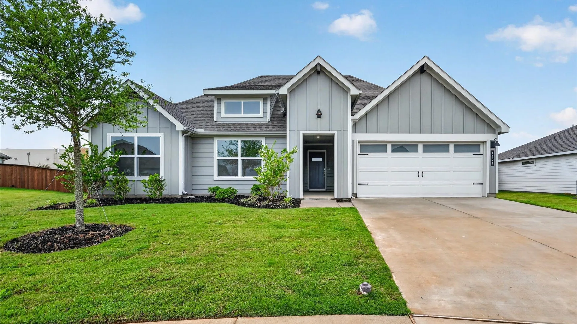 Single Family Residence For Sale in Hood County , 4225 CORNERSTONE Circle, Granbury, Texas 76048, 4 Bedroom, 2 Bathroom, 2 Garage spaces, 2,030 Sqft, built in 2025, mls#21386761, Real Estate Agent in Granbury, Homes For Sale in Hood county, Homes For Sale in Granbury, Realtor in Granbury Texas, Real Estate Brokerage Independent Realty Texas, Luminita Cordes Realtor