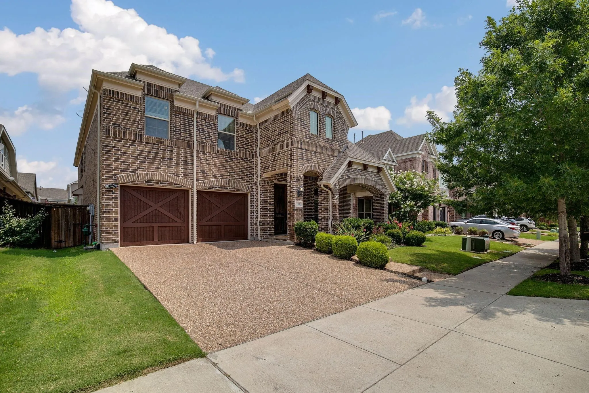 Single Family Residence For Sale in Denton County , 709 Auburn Court, Savannah, Texas 76227, 5 Bedroom, 4 Bathroom, 2 Garage spaces, 2,930 Sqft, built in 2014, mls#21387826, Real Estate Agent in Savannah, Homes For Sale in Denton county, Homes For Sale in Savannah, Realtor in Savannah Texas, Real Estate Brokerage Independent Realty Texas, Luminita Cordes Realtor