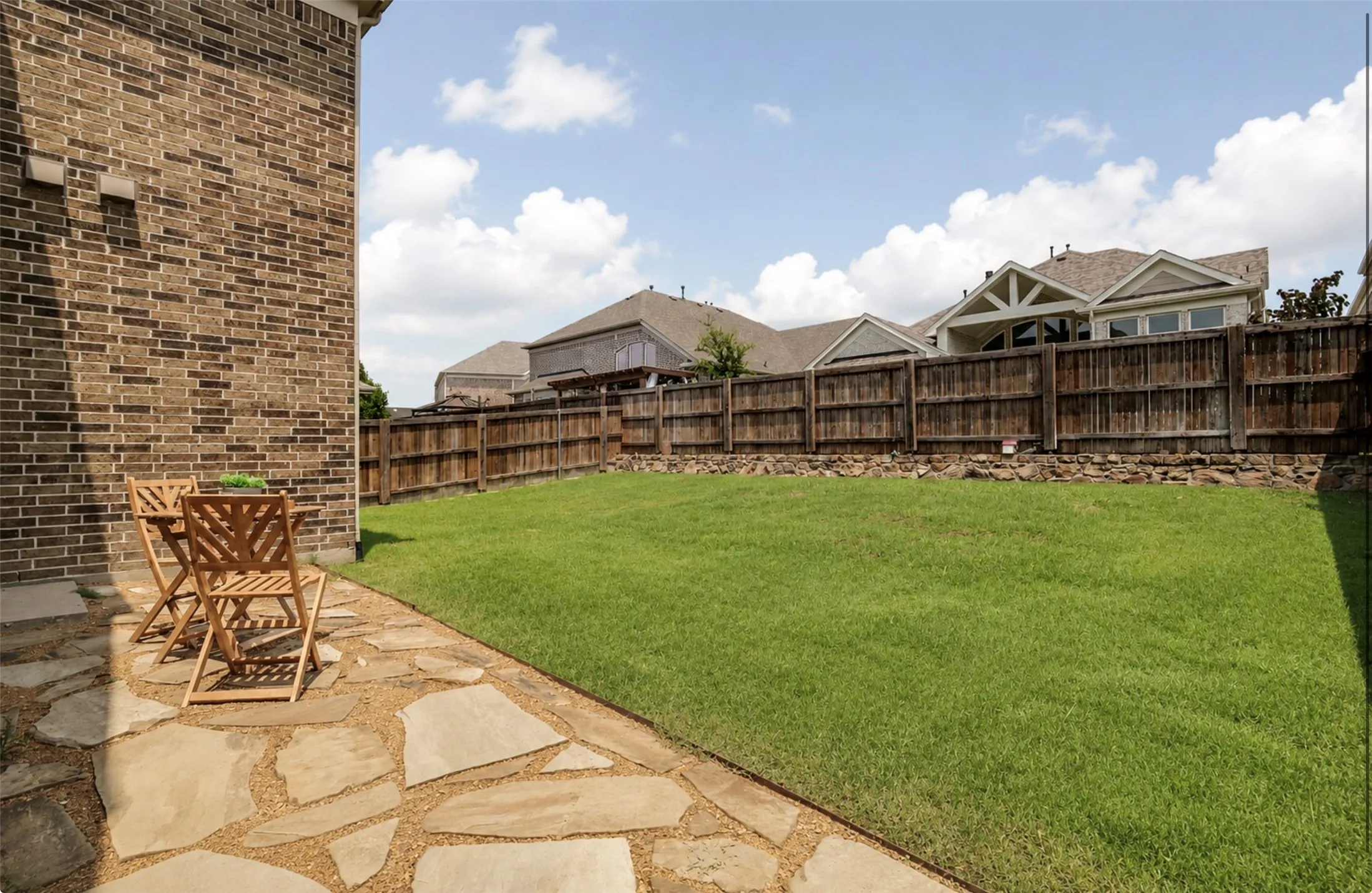 Single Family Residence For Sale in Denton County , 709 Auburn Court, Savannah, Texas 76227, 5 Bedroom, 4 Bathroom, 2 Garage spaces, 2,930 Sqft, built in 2014, mls#21387826, Real Estate Agent in Savannah, Homes For Sale in Denton county, Homes For Sale in Savannah, Realtor in Savannah Texas, Real Estate Brokerage Independent Realty Texas, Luminita Cordes Realtor