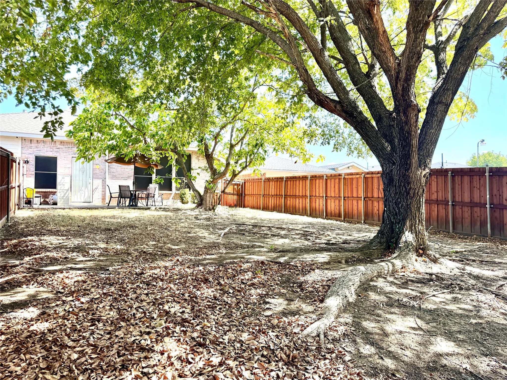 Single Family Residence For Sale in Dallas County , 193 Rolling Court, Lancaster, Texas 75146, 2 Bedroom, 2 Bathroom, 1 Garage spaces, 1,978 Sqft, built in 2005, mls#21367492, Real Estate Agent in Lancaster, Homes For Sale in Dallas county, Homes For Sale in Lancaster, Realtor in Lancaster Texas, Real Estate Brokerage Independent Realty Texas, Luminita Cordes Realtor