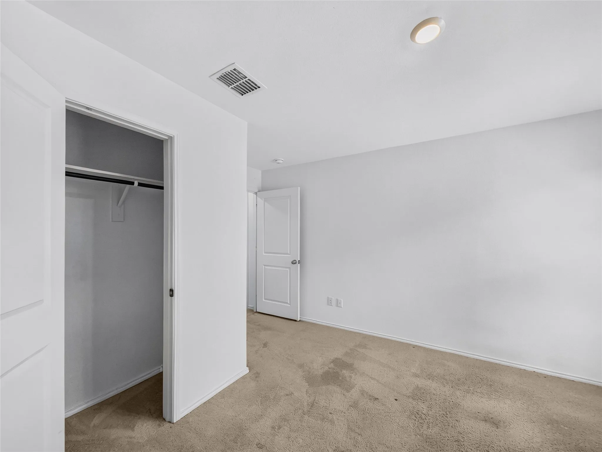 Single Family Residence For Sale in Denton County , 1520 Claireborne Court, Little Elm, Texas 75068, 4 Bedroom, 2 Bathroom, 2 Garage spaces, 1,870 Sqft, built in 2023, mls#21387702, Real Estate Agent in Little Elm, Homes For Sale in Denton county, Homes For Sale in Little Elm, Realtor in Little Elm Texas, Real Estate Brokerage Independent Realty Texas, Luminita Cordes Realtor