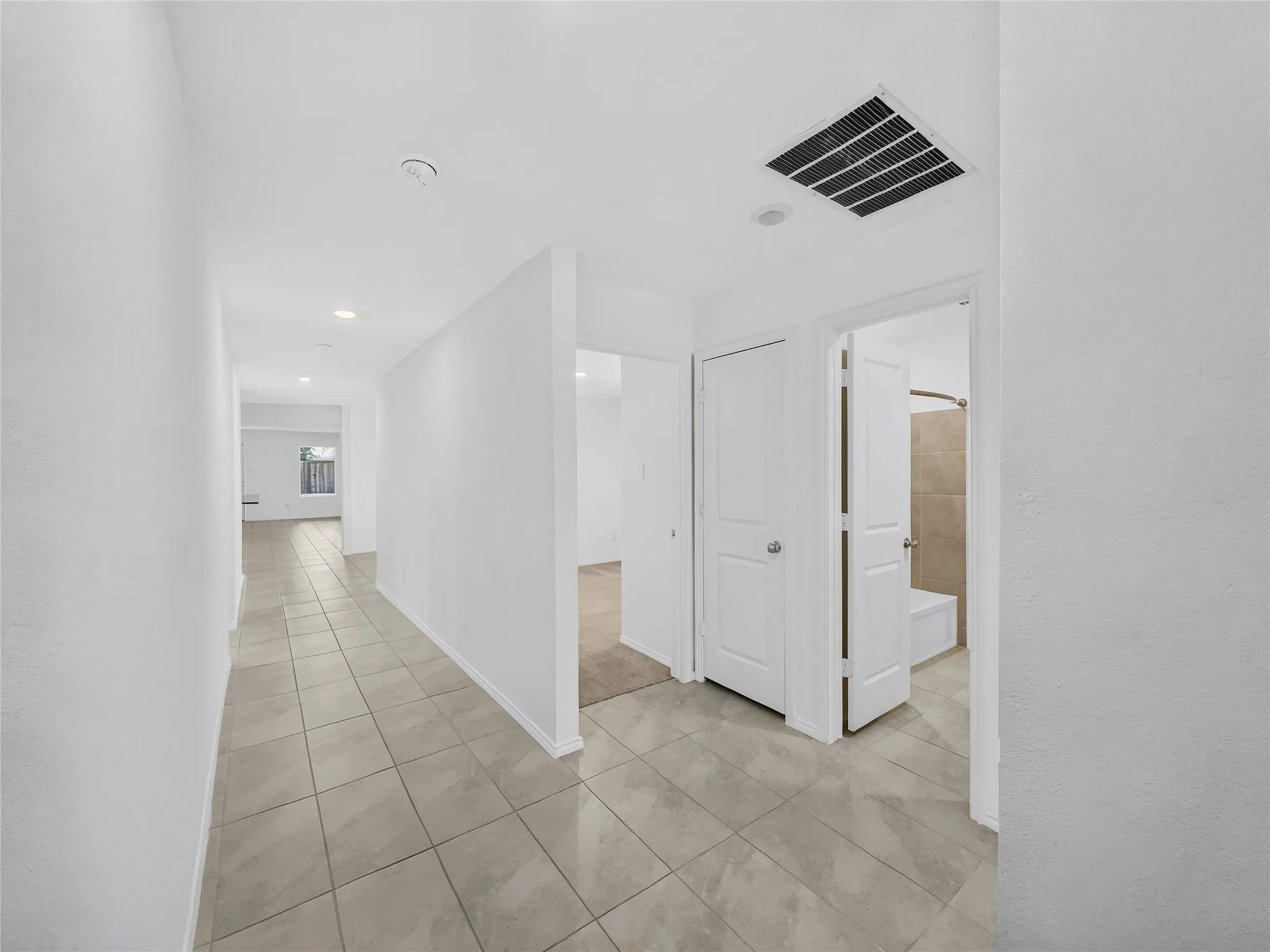 Single Family Residence For Sale in Denton County , 1520 Claireborne Court, Little Elm, Texas 75068, 4 Bedroom, 2 Bathroom, 2 Garage spaces, 1,870 Sqft, built in 2023, mls#21387702, Real Estate Agent in Little Elm, Homes For Sale in Denton county, Homes For Sale in Little Elm, Realtor in Little Elm Texas, Real Estate Brokerage Independent Realty Texas, Luminita Cordes Realtor