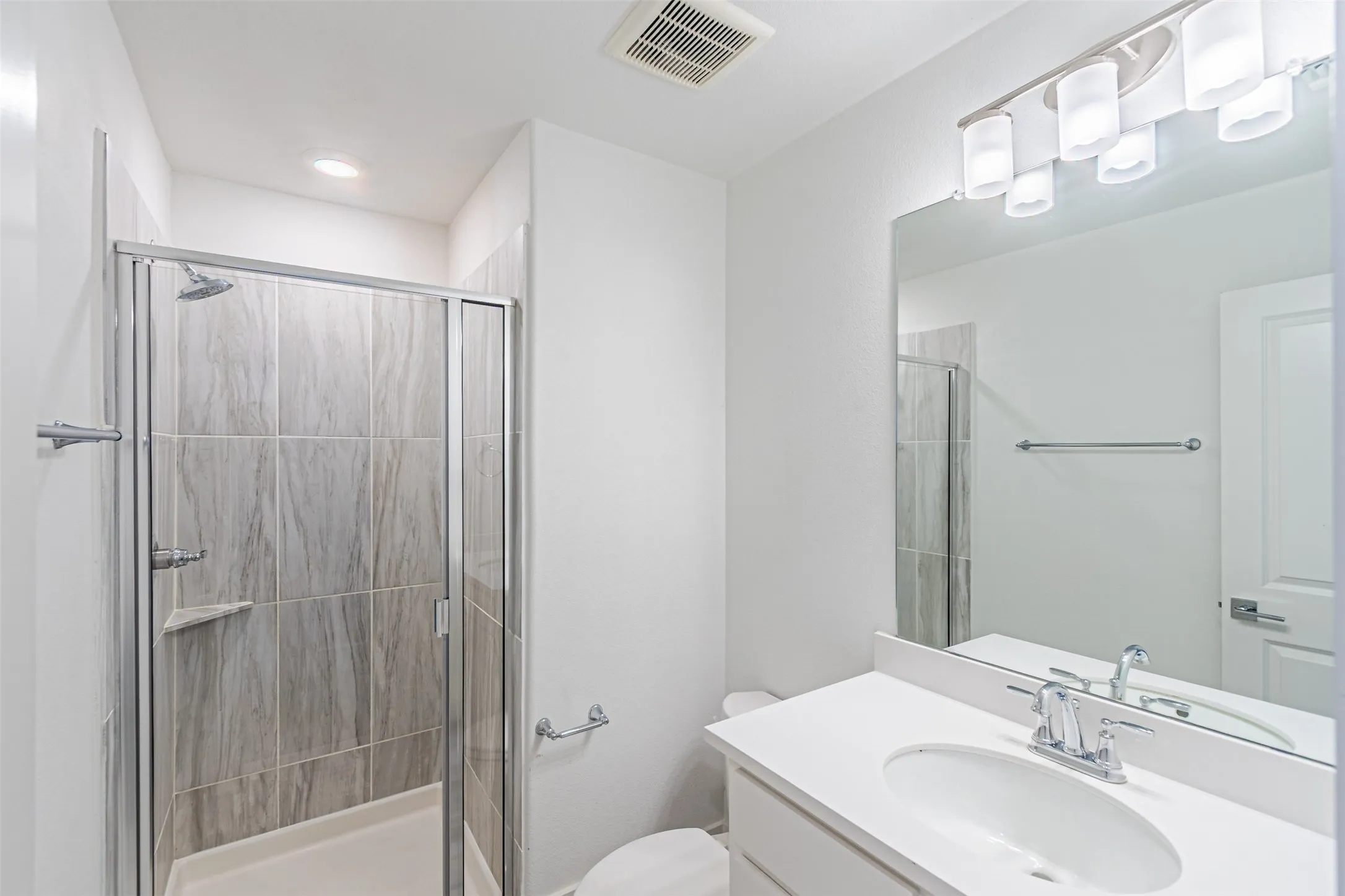 Single Family Residence For Rent in Denton County , 4878 Limousine Lane, Frisco, Texas 75034, 6 Bedroom, 5 Bathroom, 2 Garage spaces, 4,267 Sqft, built in 2023, mls#21387975, Real Estate Agent in Frisco, Homes For Rent in Denton county, Homes For Rent in Frisco, Realtor in Frisco Texas, Real Estate Brokerage Independent Realty Texas, Luminita Cordes Realtor