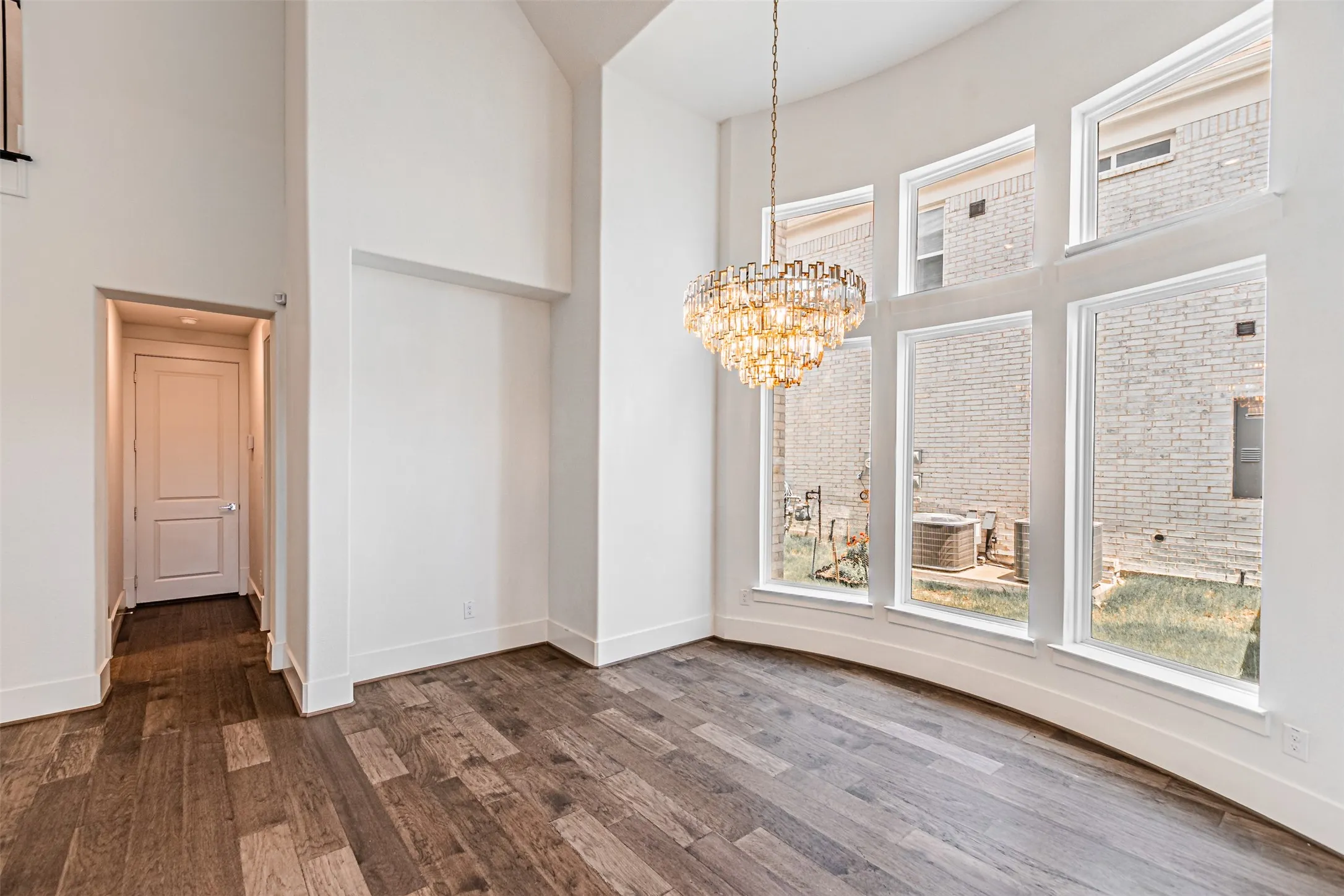 Single Family Residence For Rent in Denton County , 4878 Limousine Lane, Frisco, Texas 75034, 6 Bedroom, 5 Bathroom, 2 Garage spaces, 4,267 Sqft, built in 2023, mls#21387975, Real Estate Agent in Frisco, Homes For Rent in Denton county, Homes For Rent in Frisco, Realtor in Frisco Texas, Real Estate Brokerage Independent Realty Texas, Luminita Cordes Realtor