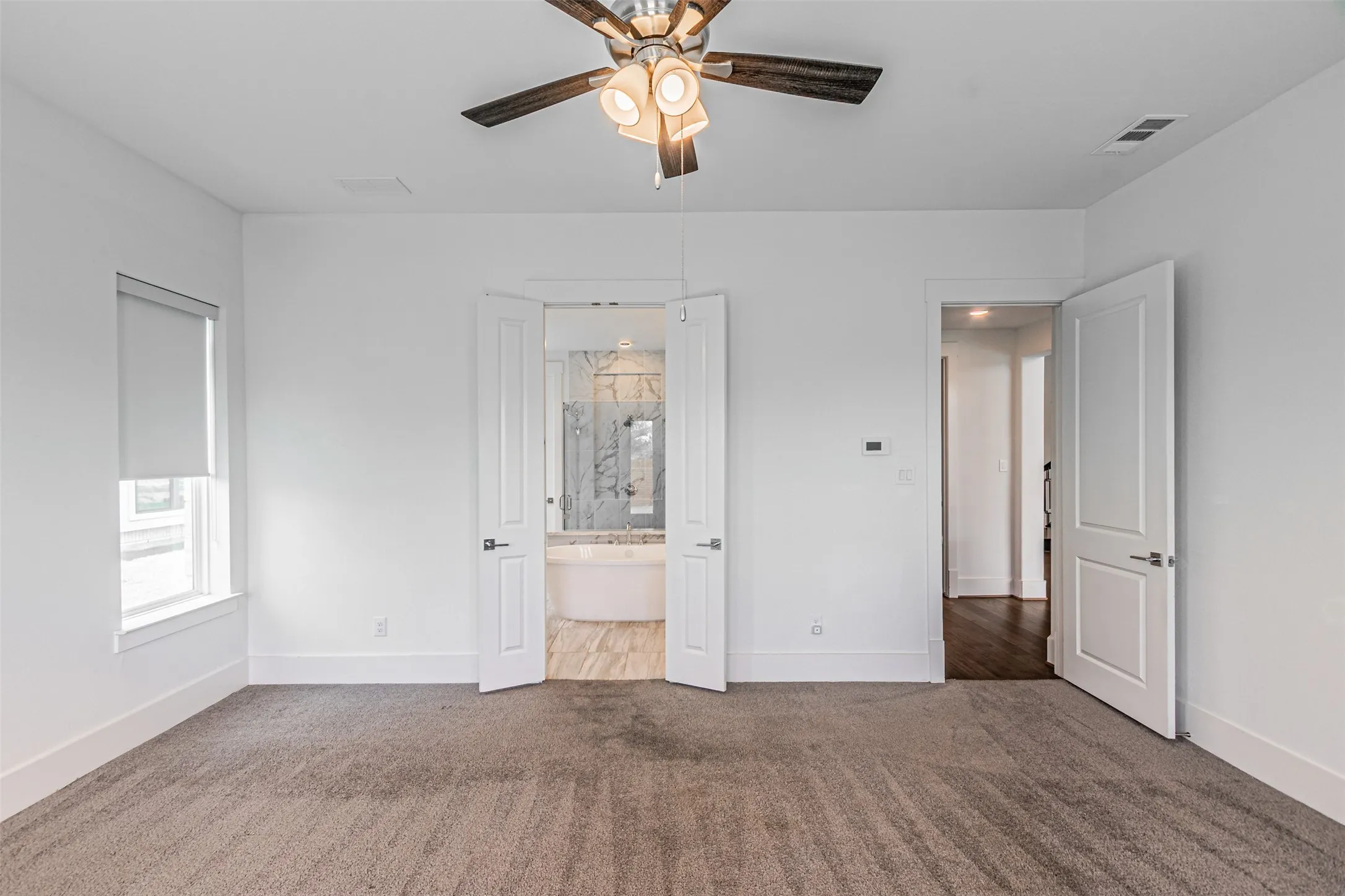 Single Family Residence For Rent in Denton County , 4878 Limousine Lane, Frisco, Texas 75034, 6 Bedroom, 5 Bathroom, 2 Garage spaces, 4,267 Sqft, built in 2023, mls#21387975, Real Estate Agent in Frisco, Homes For Rent in Denton county, Homes For Rent in Frisco, Realtor in Frisco Texas, Real Estate Brokerage Independent Realty Texas, Luminita Cordes Realtor