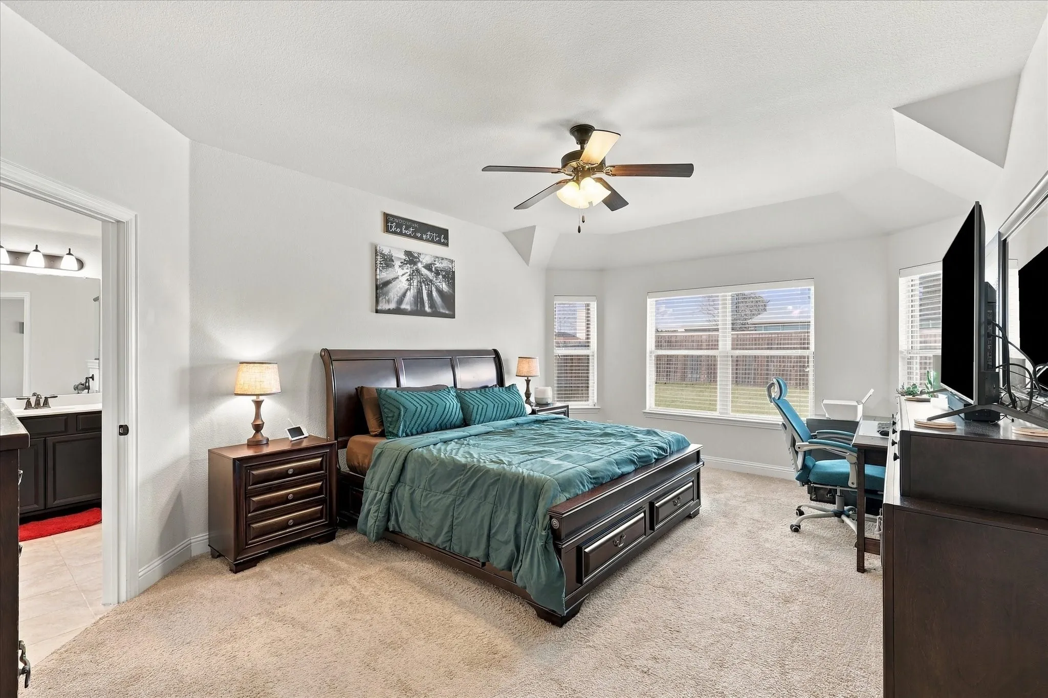 Single Family Residence For Sale in Denton County , 1733 Ridge Creek Lane, Aubrey, Texas 76227, 3 Bedroom, 2 Bathroom, 2 Garage spaces, 1,892 Sqft, built in 2018, mls#21373889, Real Estate Agent in Aubrey, Homes For Sale in Denton county, Homes For Sale in Aubrey, Realtor in Aubrey Texas, Real Estate Brokerage Independent Realty Texas, Luminita Cordes Realtor