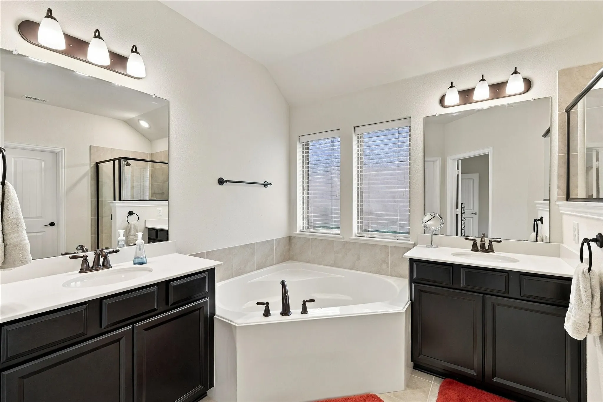 Single Family Residence For Sale in Denton County , 1733 Ridge Creek Lane, Aubrey, Texas 76227, 3 Bedroom, 2 Bathroom, 2 Garage spaces, 1,892 Sqft, built in 2018, mls#21373889, Real Estate Agent in Aubrey, Homes For Sale in Denton county, Homes For Sale in Aubrey, Realtor in Aubrey Texas, Real Estate Brokerage Independent Realty Texas, Luminita Cordes Realtor