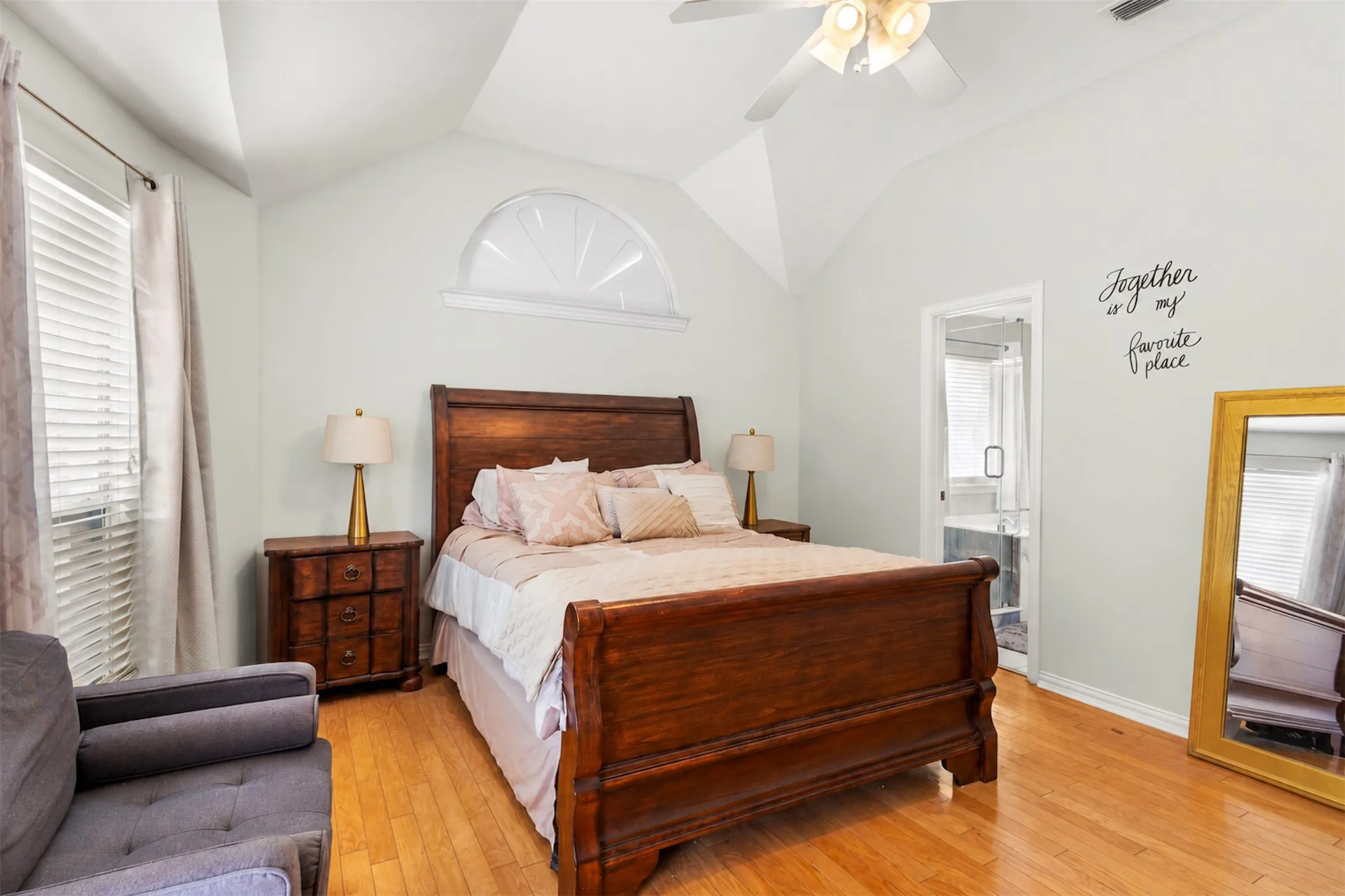Single Family Residence For Sale in Tarrant County , 5344 Lynda Court, North Richland Hills, Texas 76180, 3 Bedroom, 2 Bathroom, 2 Garage spaces, 1,718 Sqft, built in 1999, mls#21362829, Real Estate Agent in North Richland Hills, Homes For Sale in Tarrant county, Homes For Sale in North Richland Hills, Realtor in North Richland Hills Texas, Real Estate Brokerage Independent Realty Texas, Luminita Cordes Realtor