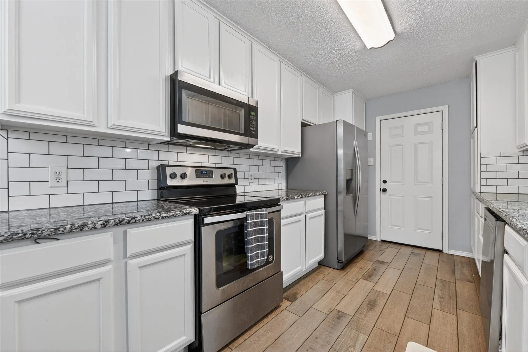 Single Family Residence For Sale in Tarrant County , 6724 Bartay Drive, North Richland Hills, Texas 76182, 3 Bedroom, 2 Bathroom, 2 Garage spaces, 1,521 Sqft, built in 1976, mls#21385636, Real Estate Agent in North Richland Hills, Homes For Sale in Tarrant county, Homes For Sale in North Richland Hills, Realtor in North Richland Hills Texas, Real Estate Brokerage Independent Realty Texas, Luminita Cordes Realtor