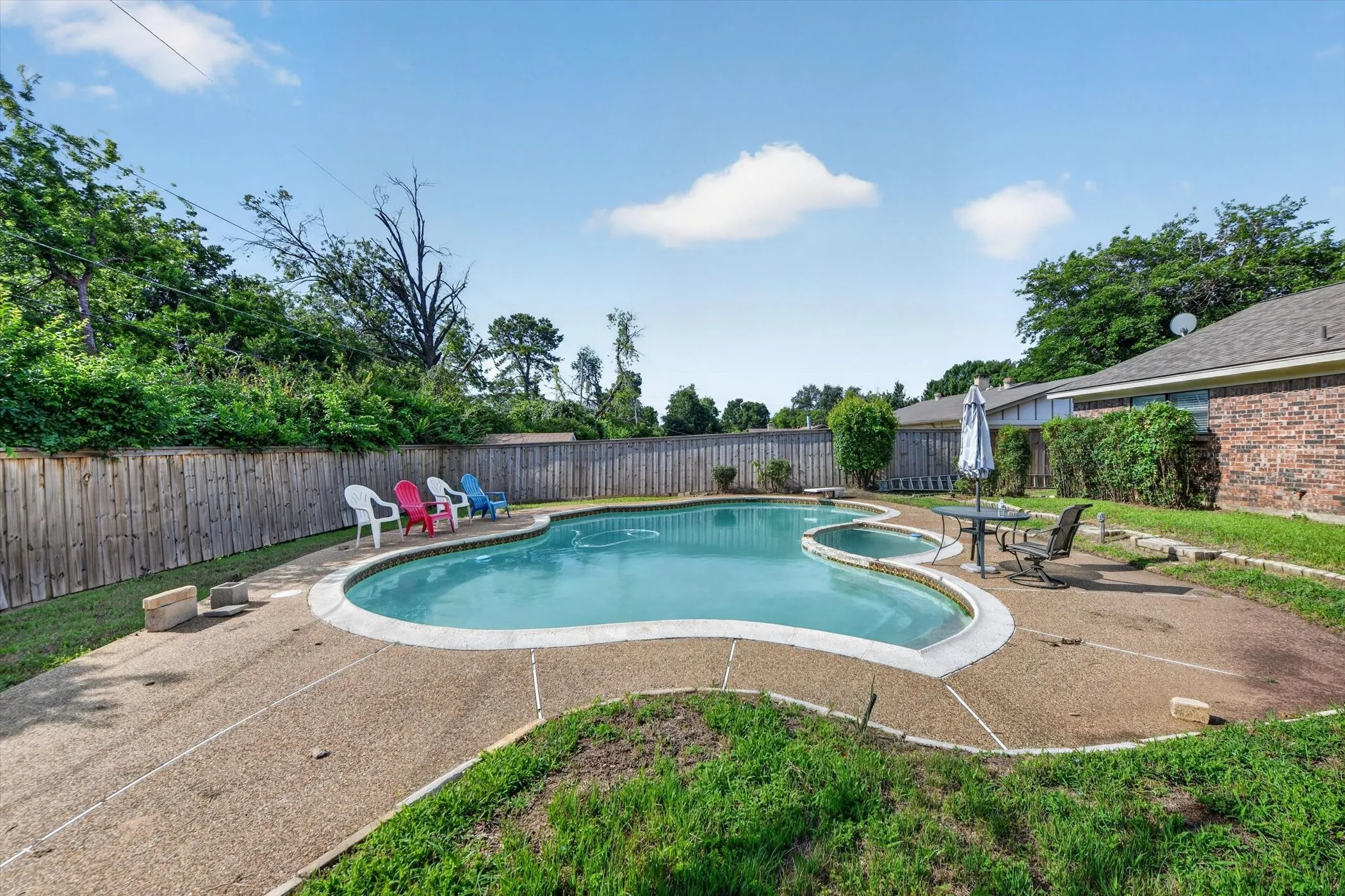 Single Family Residence For Sale in Tarrant County , 6724 Bartay Drive, North Richland Hills, Texas 76182, 3 Bedroom, 2 Bathroom, 2 Garage spaces, 1,521 Sqft, built in 1976, mls#21385636, Real Estate Agent in North Richland Hills, Homes For Sale in Tarrant county, Homes For Sale in North Richland Hills, Realtor in North Richland Hills Texas, Real Estate Brokerage Independent Realty Texas, Luminita Cordes Realtor