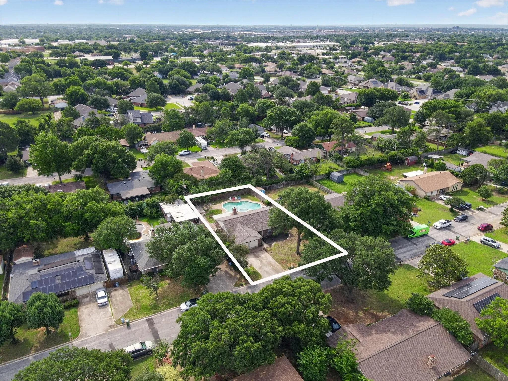 Single Family Residence For Sale in Tarrant County , 6724 Bartay Drive, North Richland Hills, Texas 76182, 3 Bedroom, 2 Bathroom, 2 Garage spaces, 1,521 Sqft, built in 1976, mls#21385636, Real Estate Agent in North Richland Hills, Homes For Sale in Tarrant county, Homes For Sale in North Richland Hills, Realtor in North Richland Hills Texas, Real Estate Brokerage Independent Realty Texas, Luminita Cordes Realtor