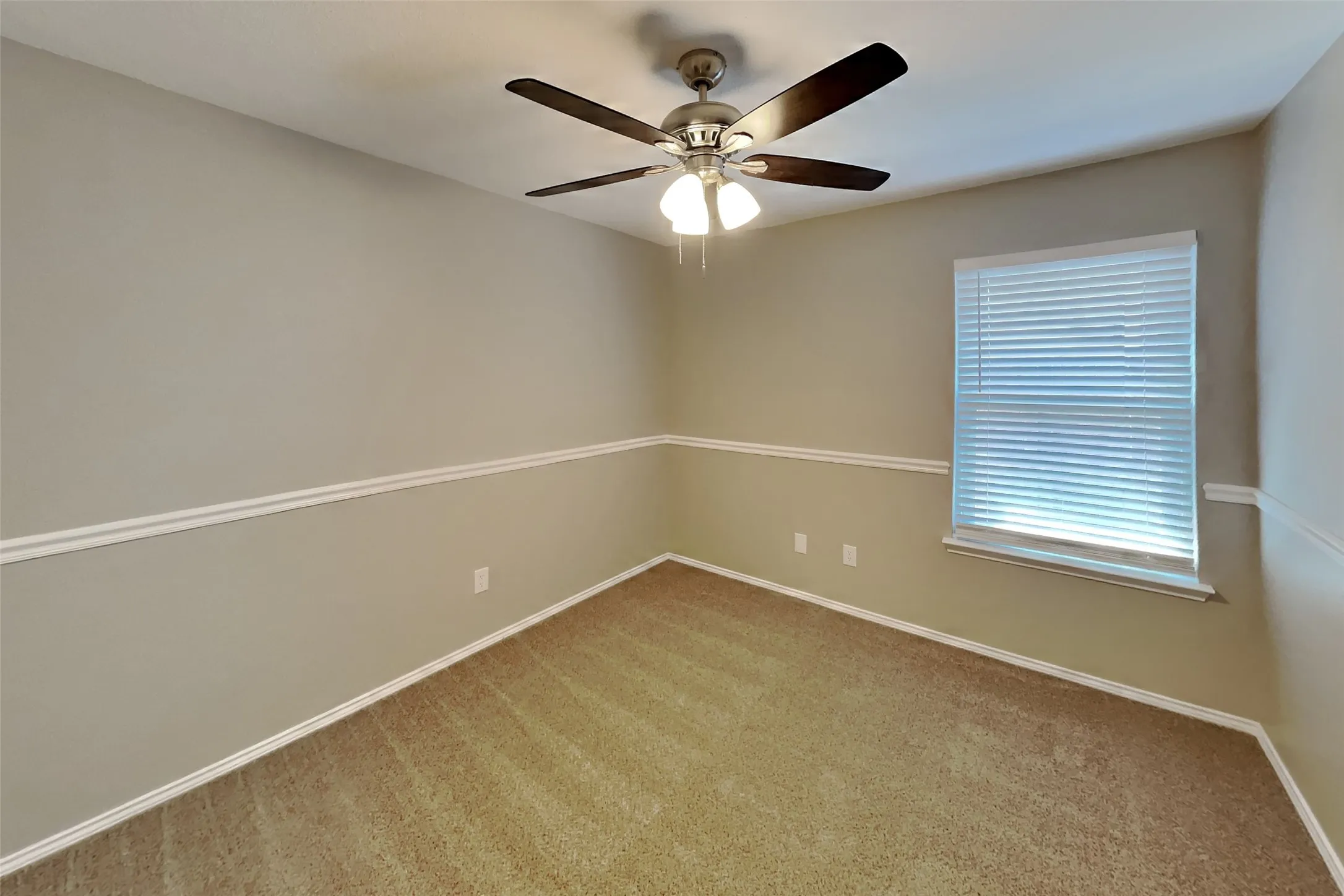 Single Family Residence For Rent in Tarrant County , 4836 Park Brook Drive, Fort Worth, Texas 76137, 3 Bedroom, 2 Bathroom, 2 Garage spaces, 1,955 Sqft, built in 1997, mls#21388941, Real Estate Agent in Fort Worth, Homes For Rent in Tarrant county, Homes For Rent in Fort Worth, Realtor in Fort Worth Texas, Real Estate Brokerage Independent Realty Texas, Luminita Cordes Realtor