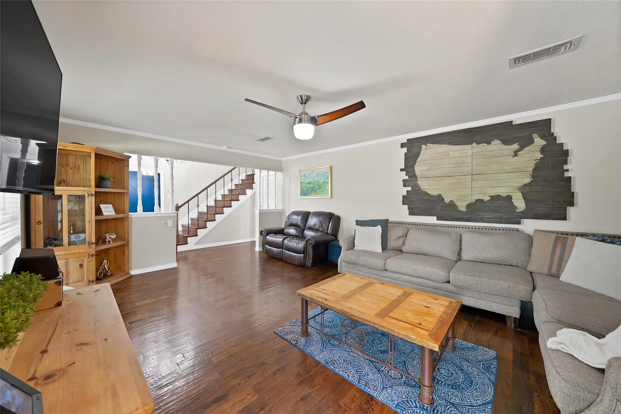 Single Family Residence For Sale in Dallas County , 1601 Oak Meadow Drive, Irving, Texas 75061, 4 Bedroom, 3 Bathroom, Garage spaces, 3,202 Sqft, built in 1968, mls#21388942, Real Estate Agent in Irving, Homes For Sale in Dallas county, Homes For Sale in Irving, Realtor in Irving Texas, Real Estate Brokerage Independent Realty Texas, Luminita Cordes Realtor