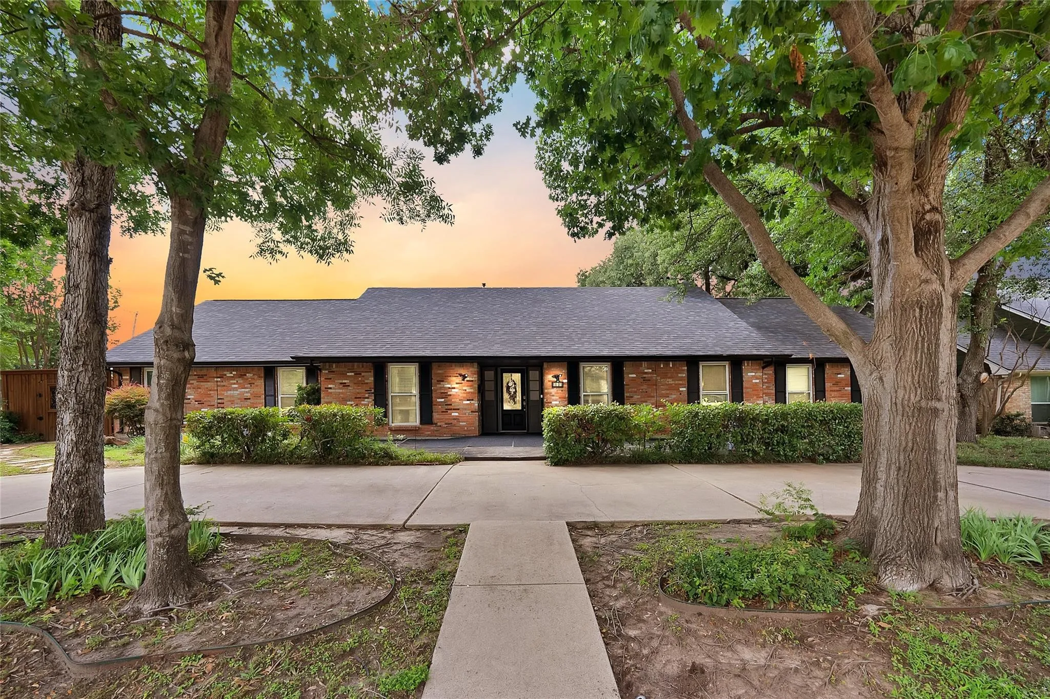Single Family Residence For Sale