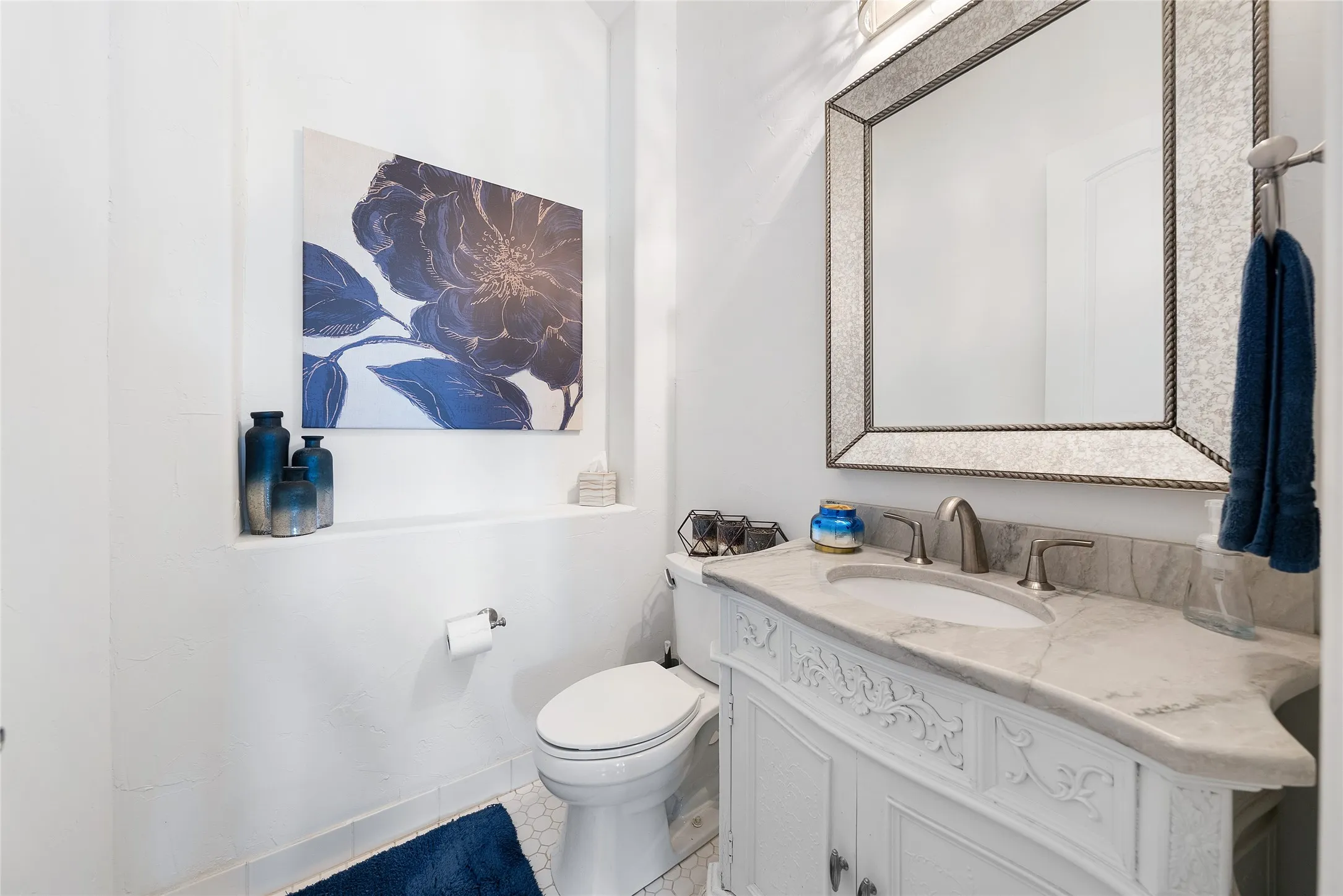 Single Family Residence For Sale in Parker County , 102 Whitney Court, Aledo, Texas 76008, 4 Bedroom, 5 Bathroom, 3 Garage spaces, 4,200 Sqft, built in 2016, mls#21388097, Real Estate Agent in Aledo, Homes For Sale in Parker county, Homes For Sale in Aledo, Realtor in Aledo Texas, Real Estate Brokerage Independent Realty Texas, Luminita Cordes Realtor