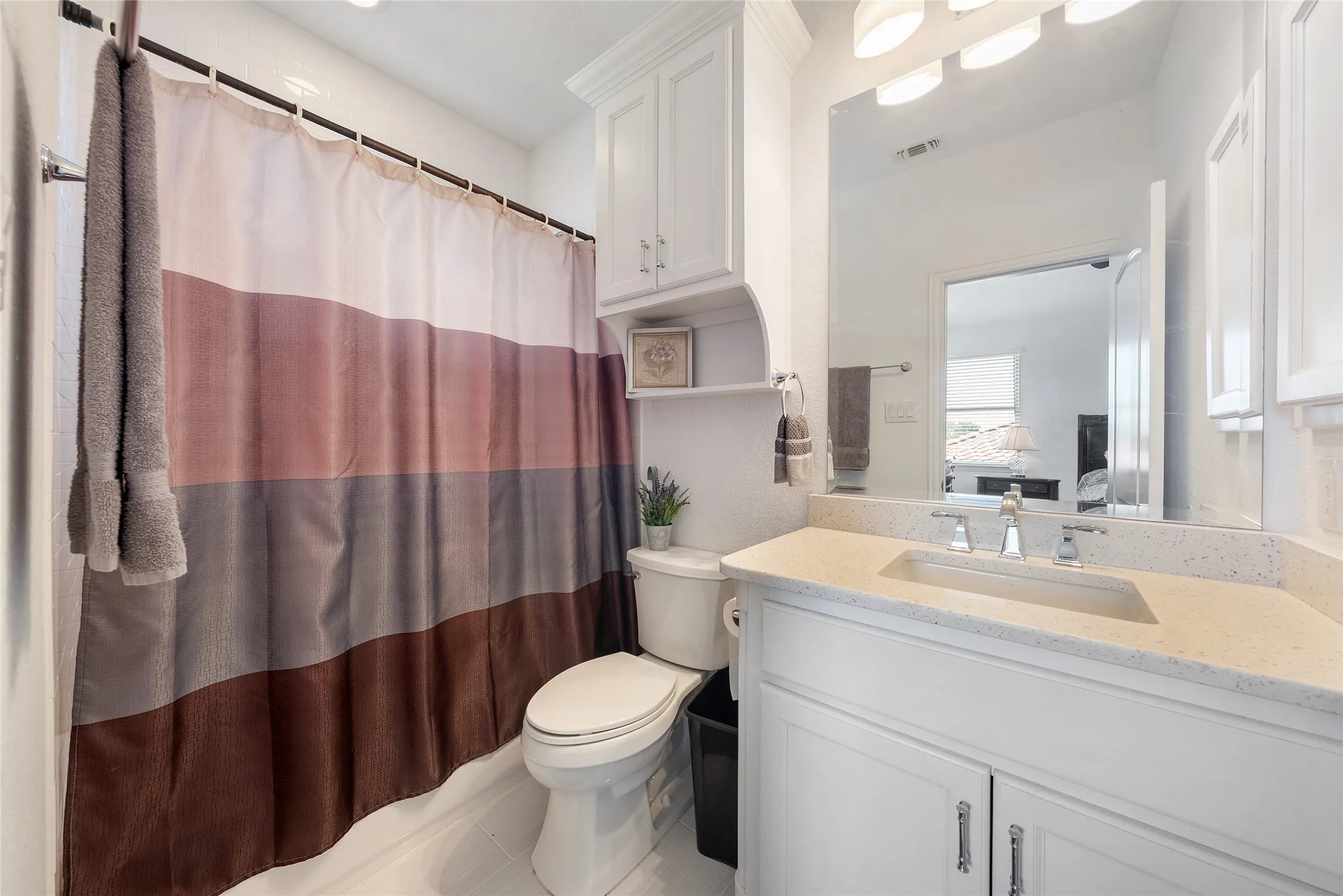 Single Family Residence For Sale in Parker County , 102 Whitney Court, Aledo, Texas 76008, 4 Bedroom, 5 Bathroom, 3 Garage spaces, 4,200 Sqft, built in 2016, mls#21388097, Real Estate Agent in Aledo, Homes For Sale in Parker county, Homes For Sale in Aledo, Realtor in Aledo Texas, Real Estate Brokerage Independent Realty Texas, Luminita Cordes Realtor
