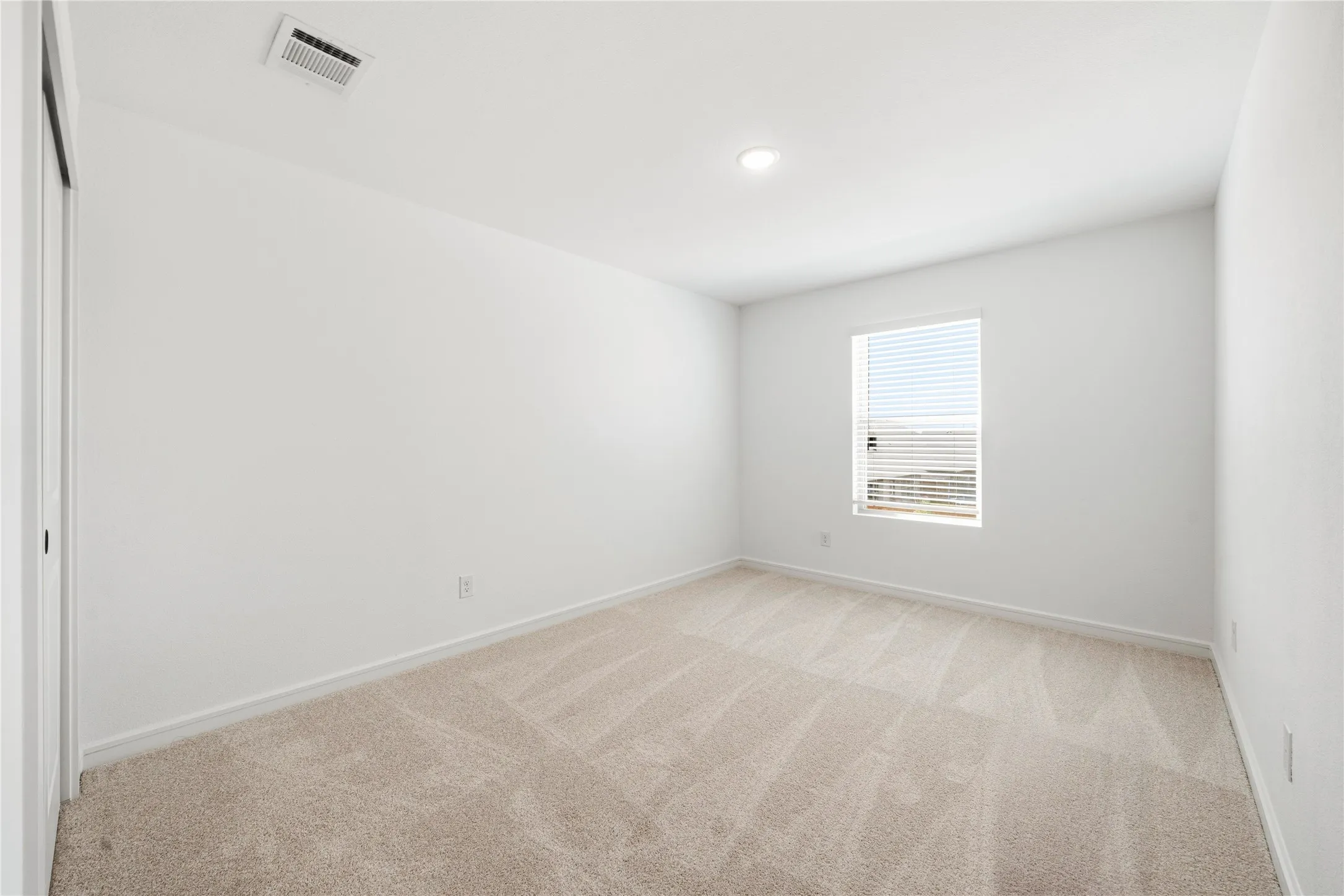 Single Family Residence For Rent in Grayson County , 2109 Maple Ridge Drive, Van Alstyne, Texas 75495, 5 Bedroom, 3 Bathroom, 2 Garage spaces, 2,659 Sqft, built in 2026, mls#21388948, Real Estate Agent in Van Alstyne, Homes For Rent in Grayson county, Homes For Rent in Van Alstyne, Realtor in Van Alstyne Texas, Real Estate Brokerage Independent Realty Texas, Luminita Cordes Realtor