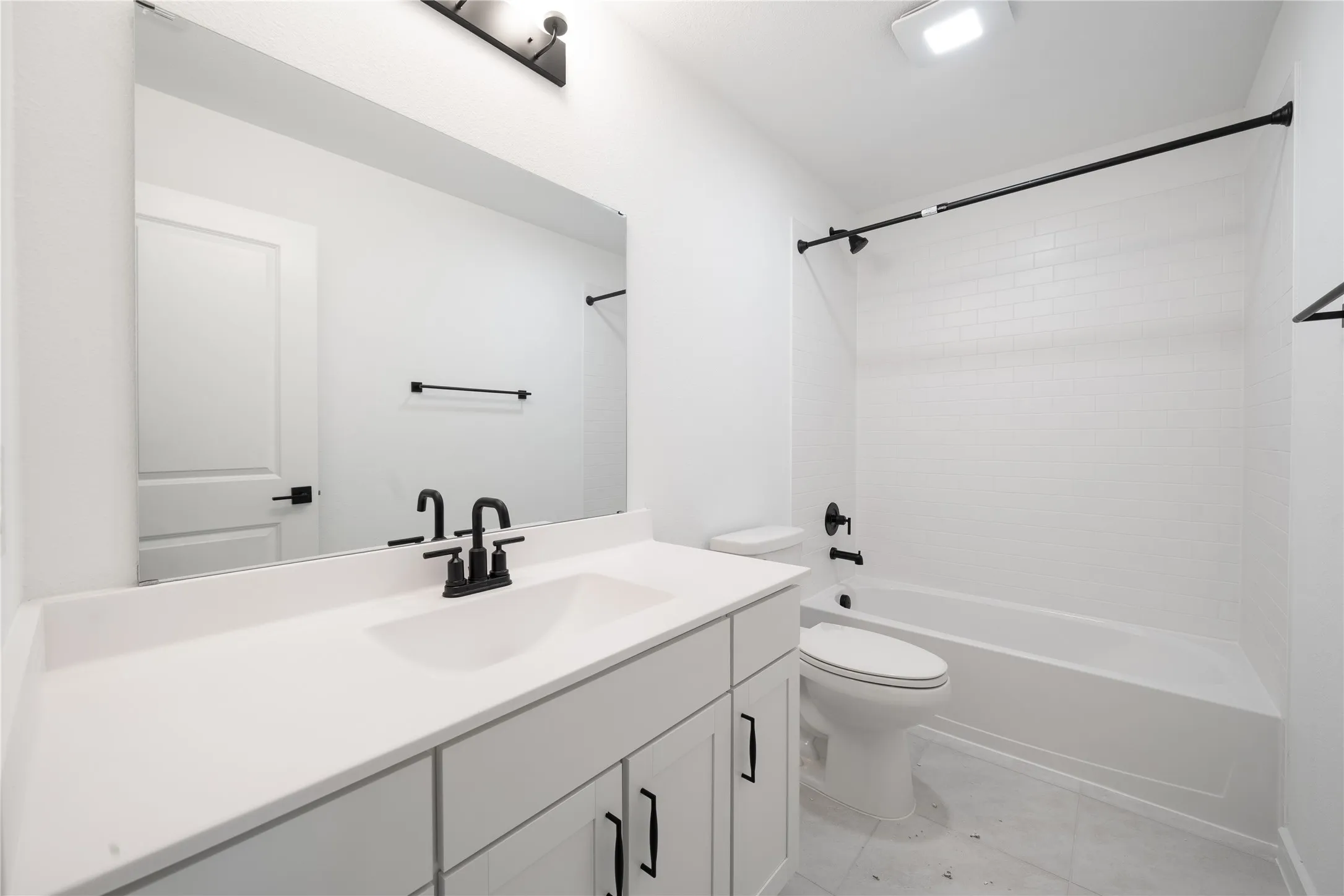 Single Family Residence For Rent in Grayson County , 2109 Maple Ridge Drive, Van Alstyne, Texas 75495, 5 Bedroom, 3 Bathroom, 2 Garage spaces, 2,659 Sqft, built in 2026, mls#21388948, Real Estate Agent in Van Alstyne, Homes For Rent in Grayson county, Homes For Rent in Van Alstyne, Realtor in Van Alstyne Texas, Real Estate Brokerage Independent Realty Texas, Luminita Cordes Realtor
