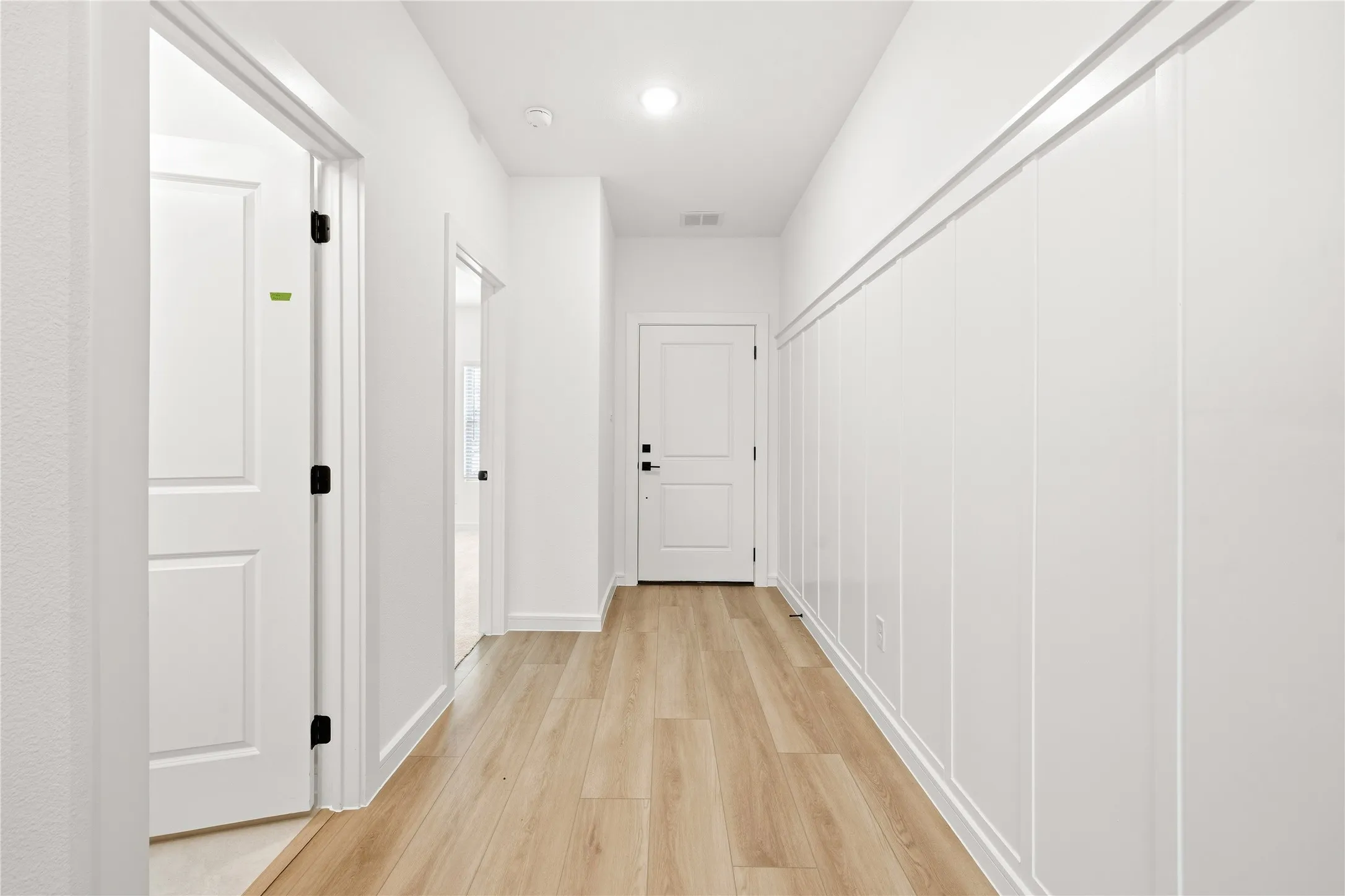 Single Family Residence For Rent in Grayson County , 2109 Maple Ridge Drive, Van Alstyne, Texas 75495, 5 Bedroom, 3 Bathroom, 2 Garage spaces, 2,659 Sqft, built in 2026, mls#21388948, Real Estate Agent in Van Alstyne, Homes For Rent in Grayson county, Homes For Rent in Van Alstyne, Realtor in Van Alstyne Texas, Real Estate Brokerage Independent Realty Texas, Luminita Cordes Realtor