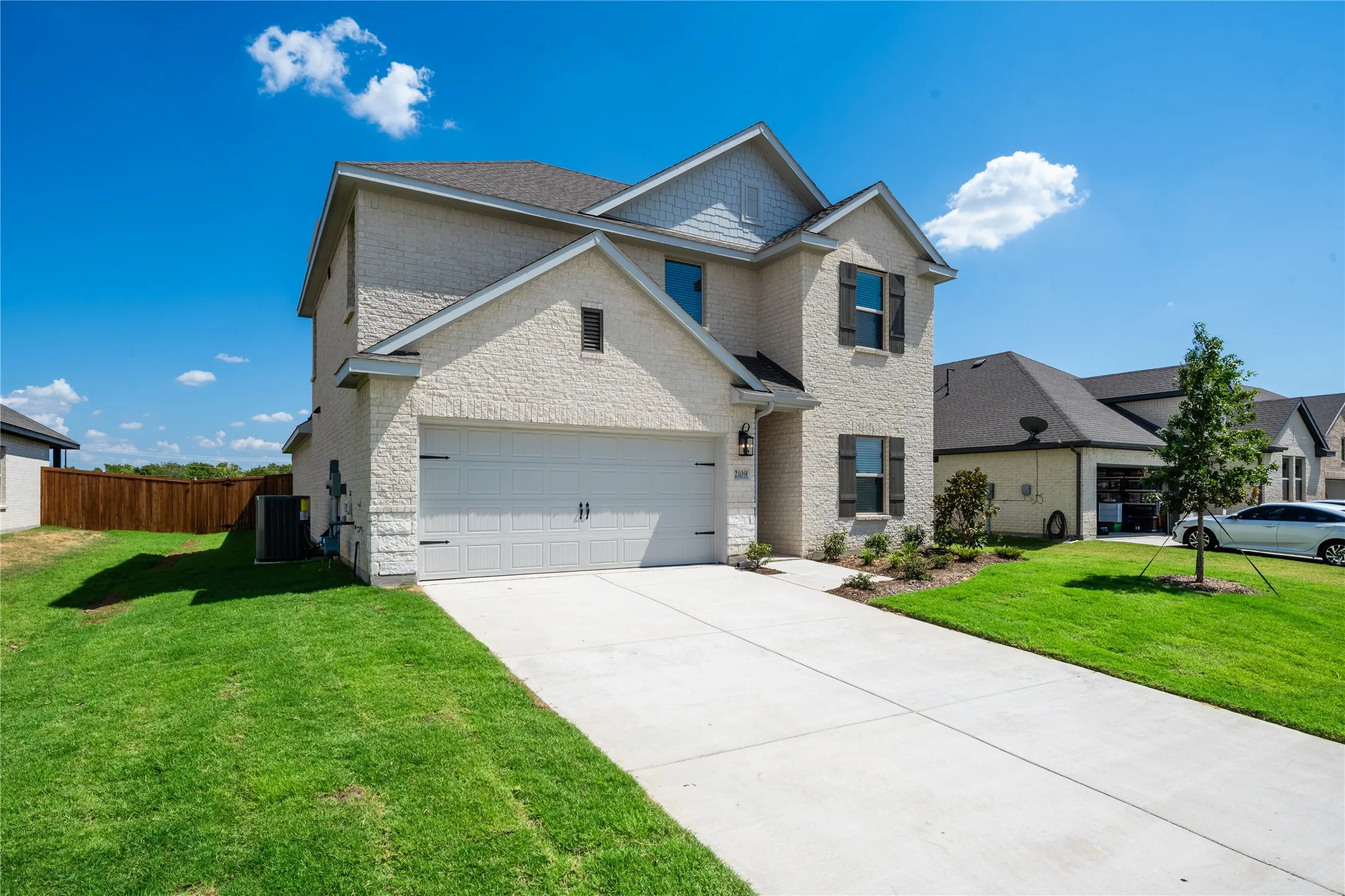 Single Family Residence For Rent in Grayson County , 2109 Maple Ridge Drive, Van Alstyne, Texas 75495, 5 Bedroom, 3 Bathroom, 2 Garage spaces, 2,659 Sqft, built in 2026, mls#21388948, Real Estate Agent in Van Alstyne, Homes For Rent in Grayson county, Homes For Rent in Van Alstyne, Realtor in Van Alstyne Texas, Real Estate Brokerage Independent Realty Texas, Luminita Cordes Realtor