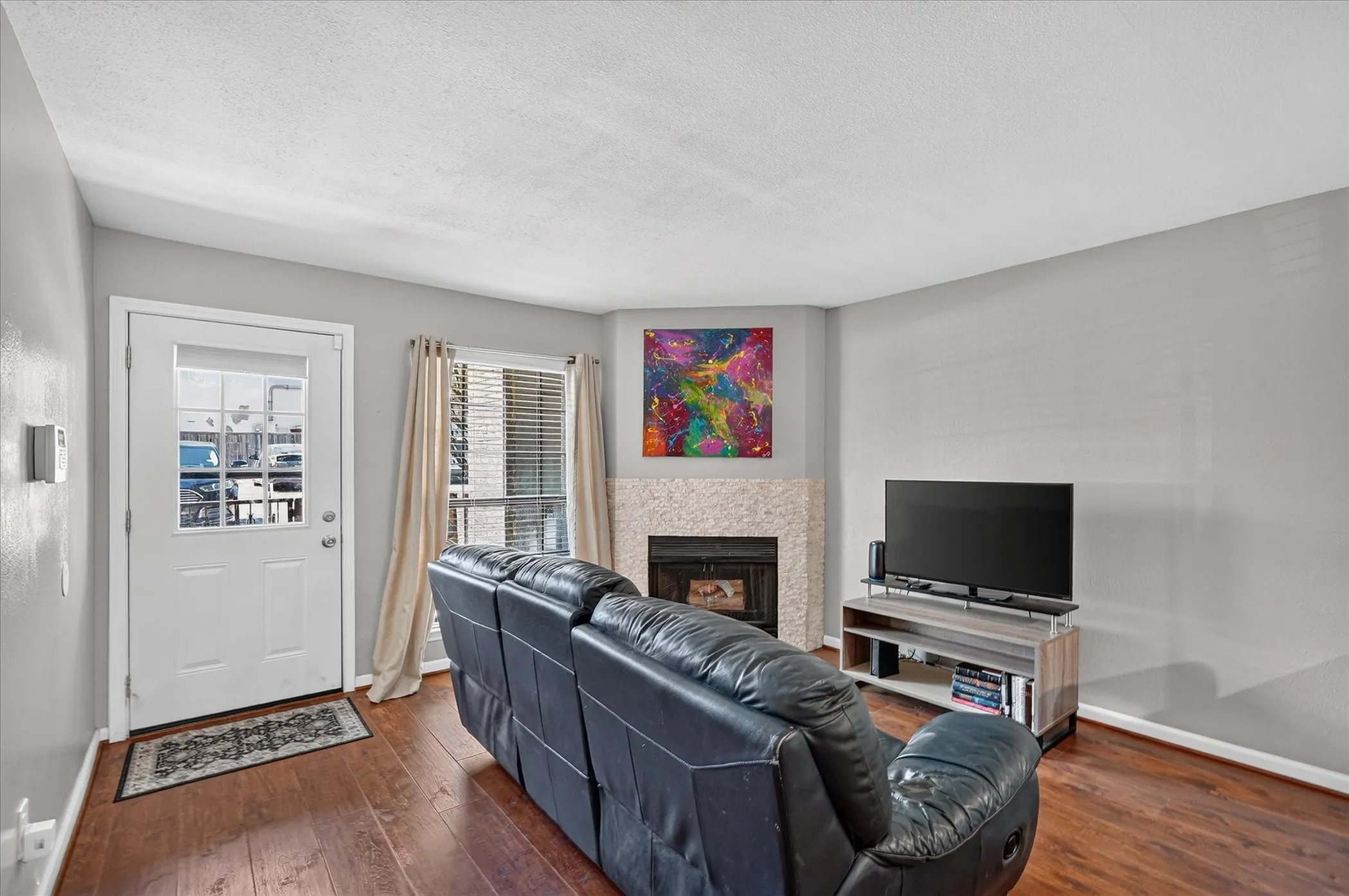 Condominium For Sale in Dallas County , 6108 Abrams Road 403, Dallas, Texas 75231, 1 Bedroom, 1 Bathroom, Garage spaces, 600 Sqft, built in 1984, mls#21383625, Real Estate Agent in Dallas, Homes For Sale in Dallas county, Homes For Sale in Dallas, Realtor in Dallas Texas, Real Estate Brokerage Independent Realty Texas, Luminita Cordes Realtor
