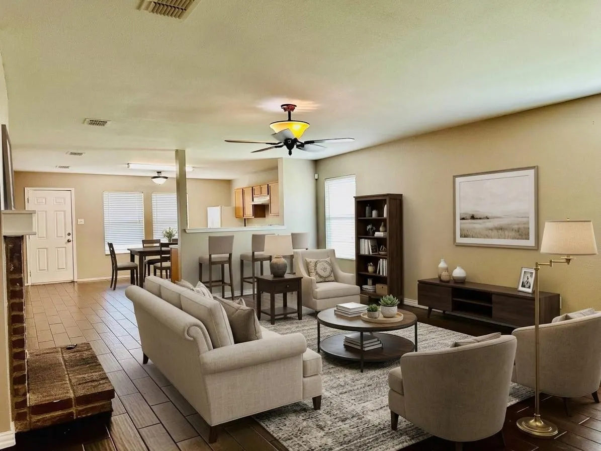 Single Family Residence For Sale in Tarrant County , 8021 Stowe Springs Lane, Arlington, Texas 76002, 3 Bedroom, 2 Bathroom, 2 Garage spaces, 1,679 Sqft, built in 2006, mls#21388858, Real Estate Agent in Arlington, Homes For Sale in Tarrant county, Homes For Sale in Arlington, Realtor in Arlington Texas, Real Estate Brokerage Independent Realty Texas, Luminita Cordes Realtor
