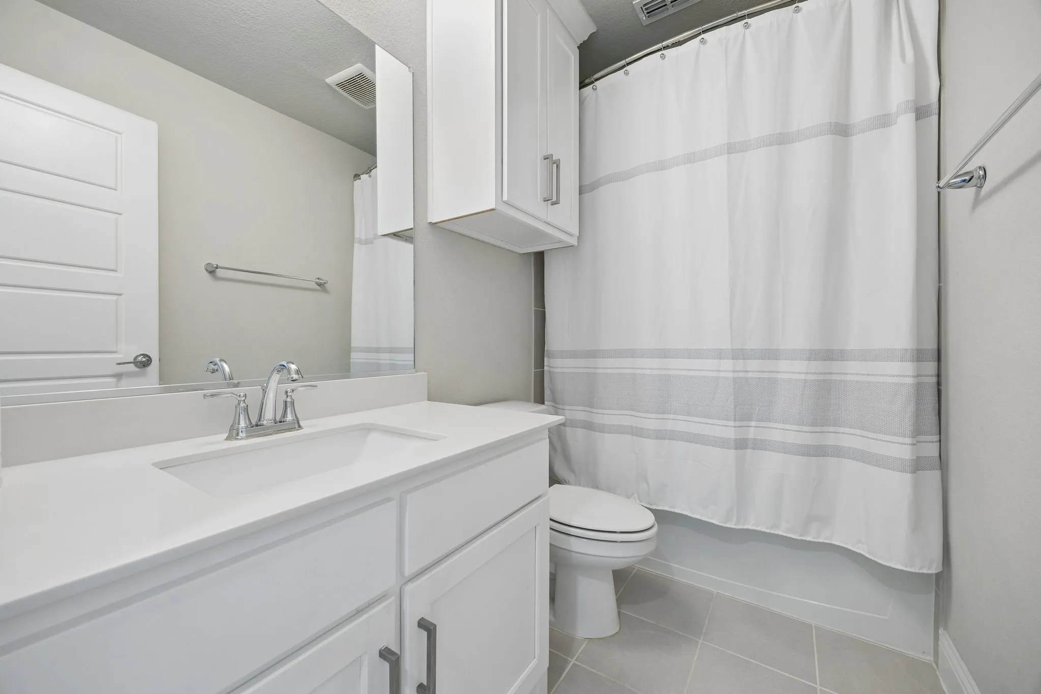 Single Family Residence For Sale in Denton County , 2270 English Ivy Road, Frisco, Texas 75033, 4 Bedroom, 4 Bathroom, 2 Garage spaces, 3,162 Sqft, built in 2019, mls#21387416, Real Estate Agent in Frisco, Homes For Sale in Denton county, Homes For Sale in Frisco, Realtor in Frisco Texas, Real Estate Brokerage Independent Realty Texas, Luminita Cordes Realtor