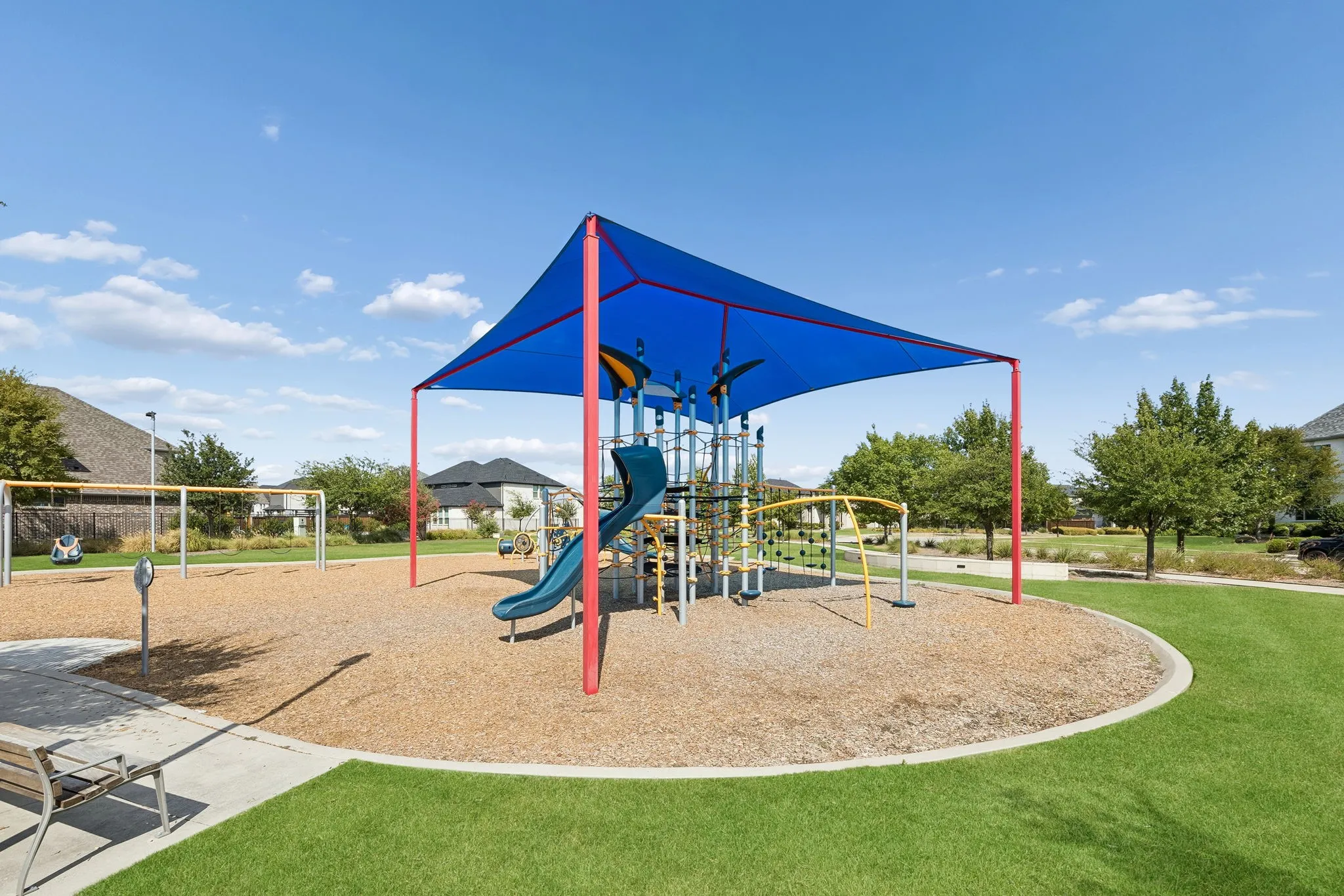 Single Family Residence For Sale in Denton County , 2270 English Ivy Road, Frisco, Texas 75033, 4 Bedroom, 4 Bathroom, 2 Garage spaces, 3,162 Sqft, built in 2019, mls#21387416, Real Estate Agent in Frisco, Homes For Sale in Denton county, Homes For Sale in Frisco, Realtor in Frisco Texas, Real Estate Brokerage Independent Realty Texas, Luminita Cordes Realtor