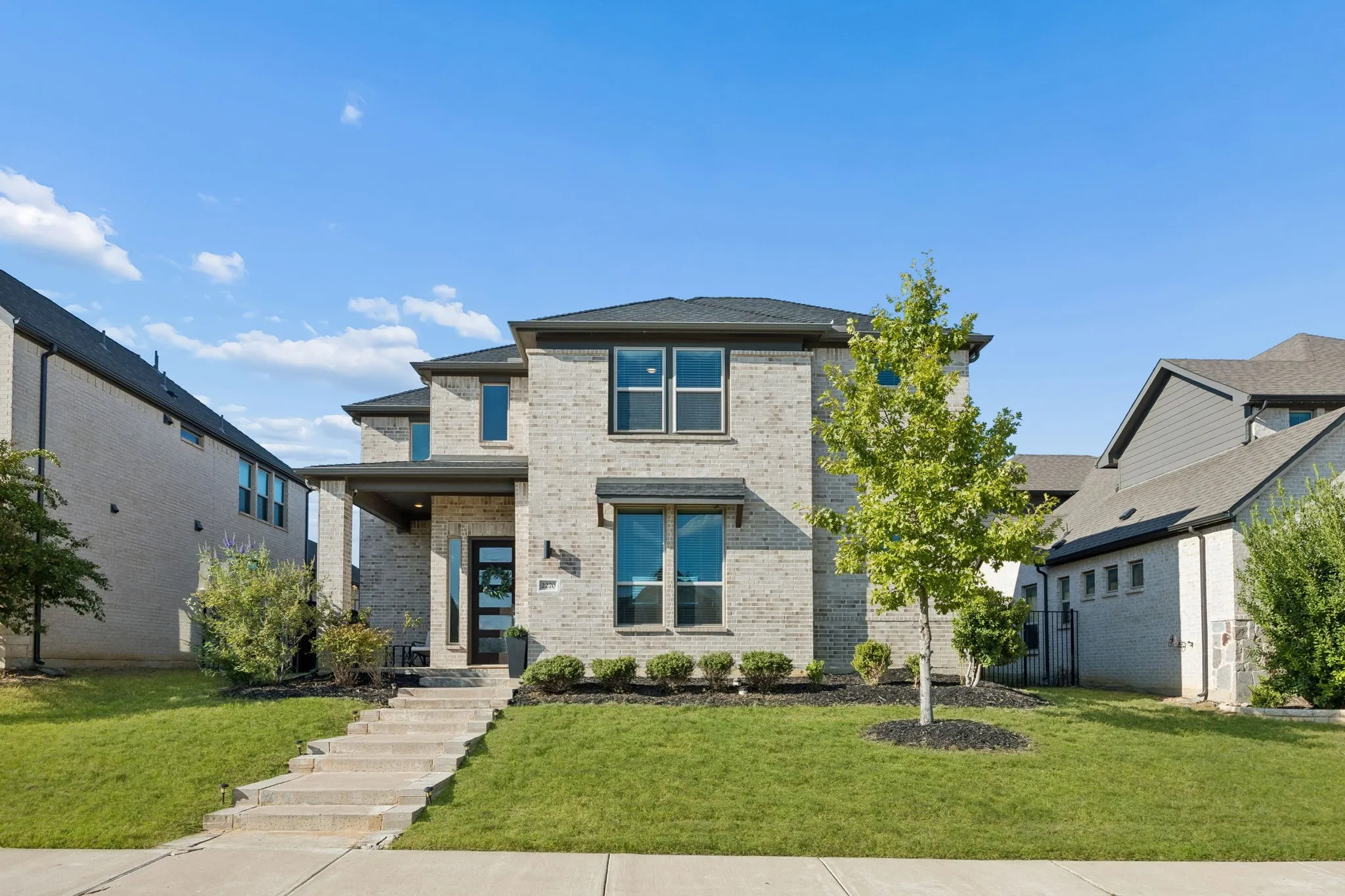 Single Family Residence For Sale in Denton County , 2270 English Ivy Road, Frisco, Texas 75033, 4 Bedroom, 4 Bathroom, 2 Garage spaces, 3,162 Sqft, built in 2019, mls#21387416, Real Estate Agent in Frisco, Homes For Sale in Denton county, Homes For Sale in Frisco, Realtor in Frisco Texas, Real Estate Brokerage Independent Realty Texas, Luminita Cordes Realtor